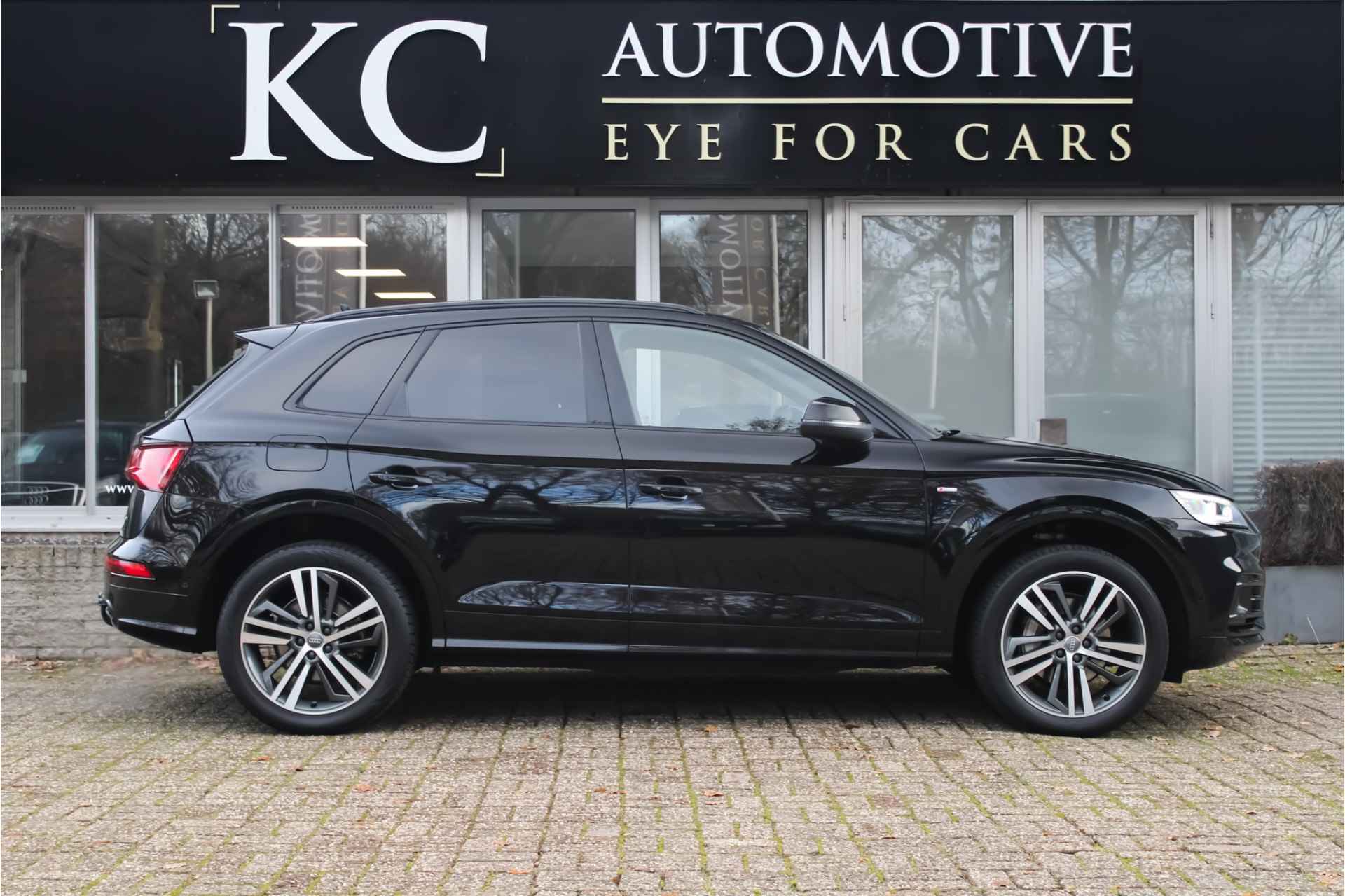 Audi Q5 2.0TFSi Quattro S Line Black | VAN: 35.950,- VOOR 34.777,- EINDEJAARSVOORDEEL: 1.173,- Pano | RS | 360 - 9/36