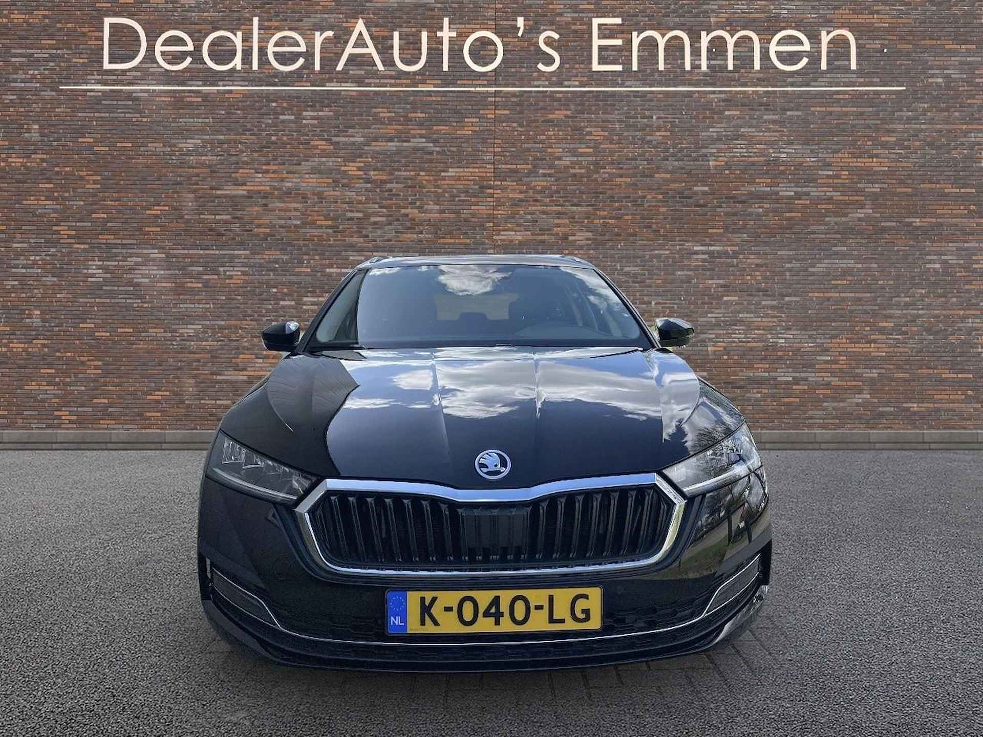 Skoda Octavia Combi 1.4 TSI iV PHEV 200PK ECC LMV NAVIGATIE - 9/39