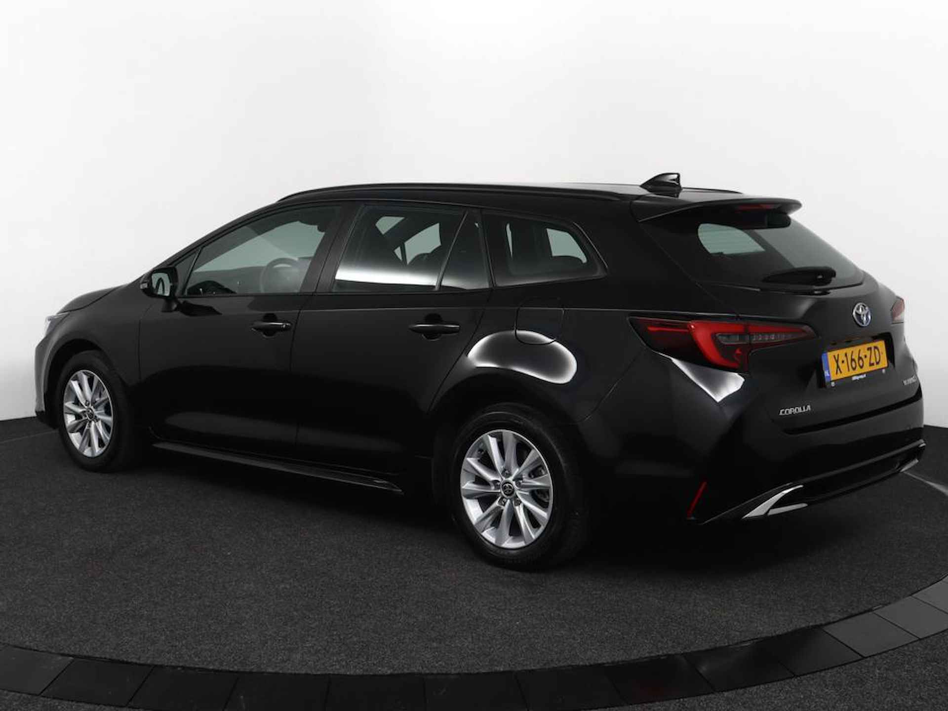 Toyota Corolla Touring Sports Hybrid 140 Active | Apple carplay & Android | Cruise control | Parkeer camera | - 12/64