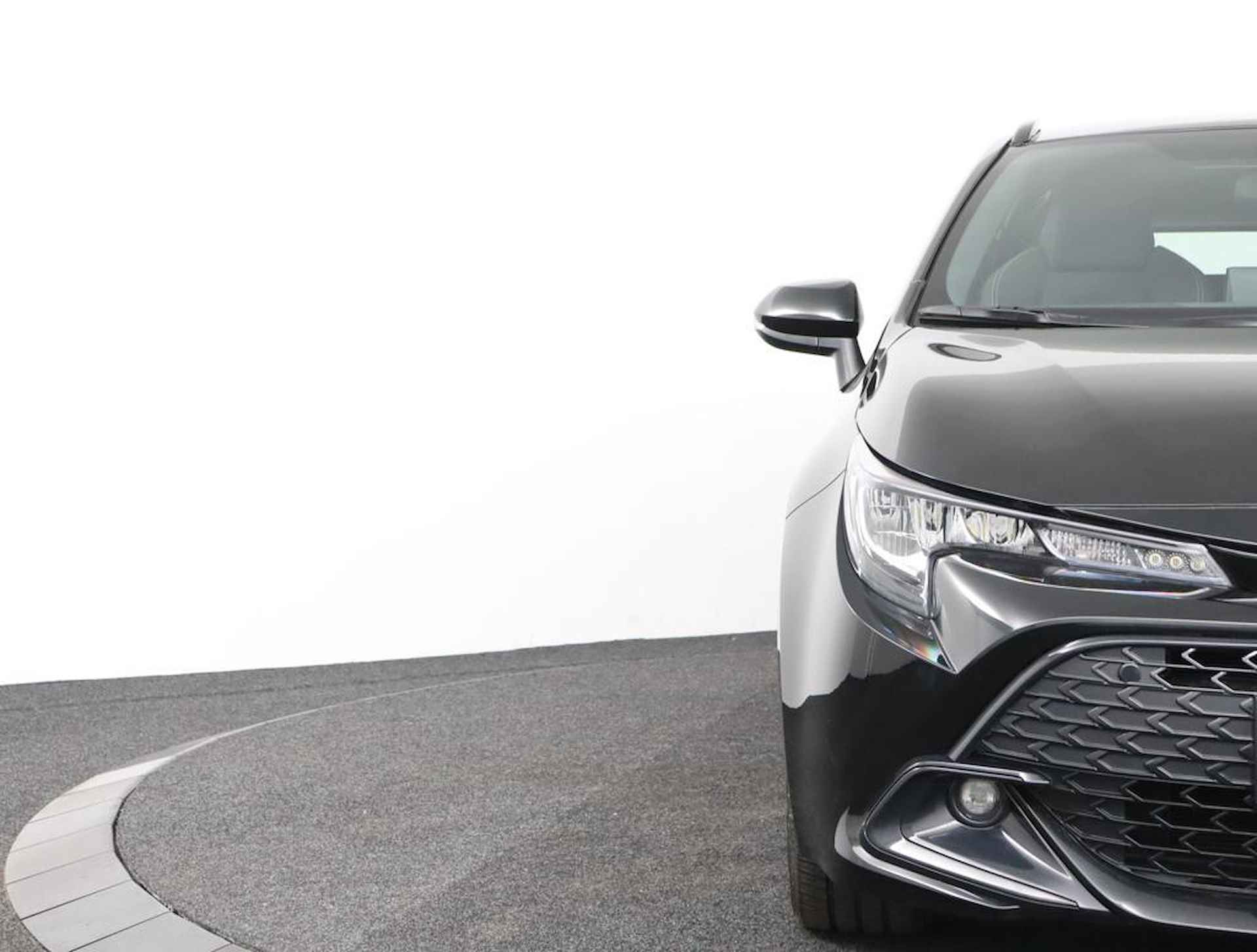 Toyota Corolla Touring Sports Hybrid 140 Active | Apple carplay & Android | Cruise control | Parkeer camera | - 34/64