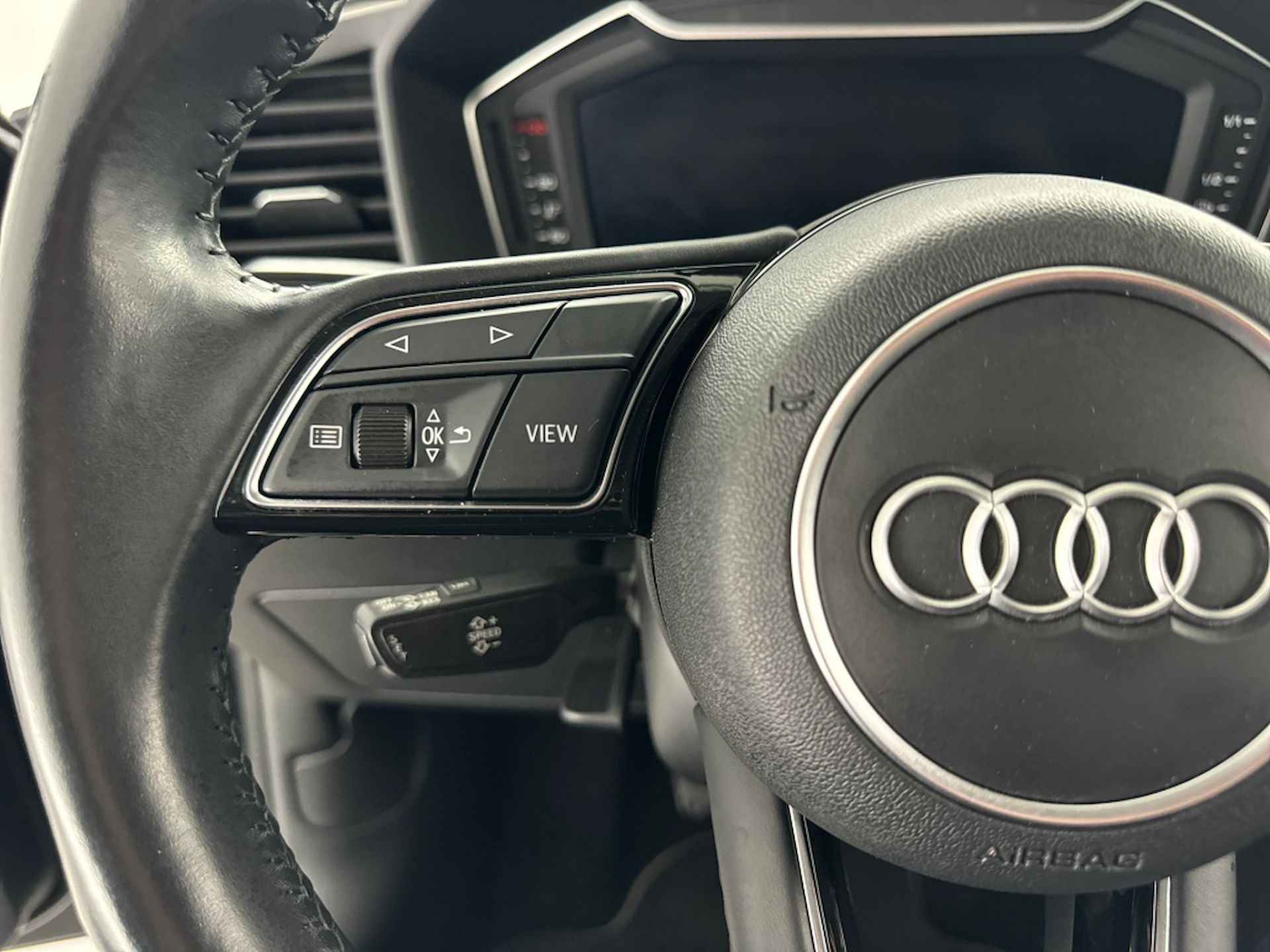 Audi A1 Sportback 25 TFSI Pro Line | Navigatie | Cruise Control | 15'' L.M. Velgen - 22/38