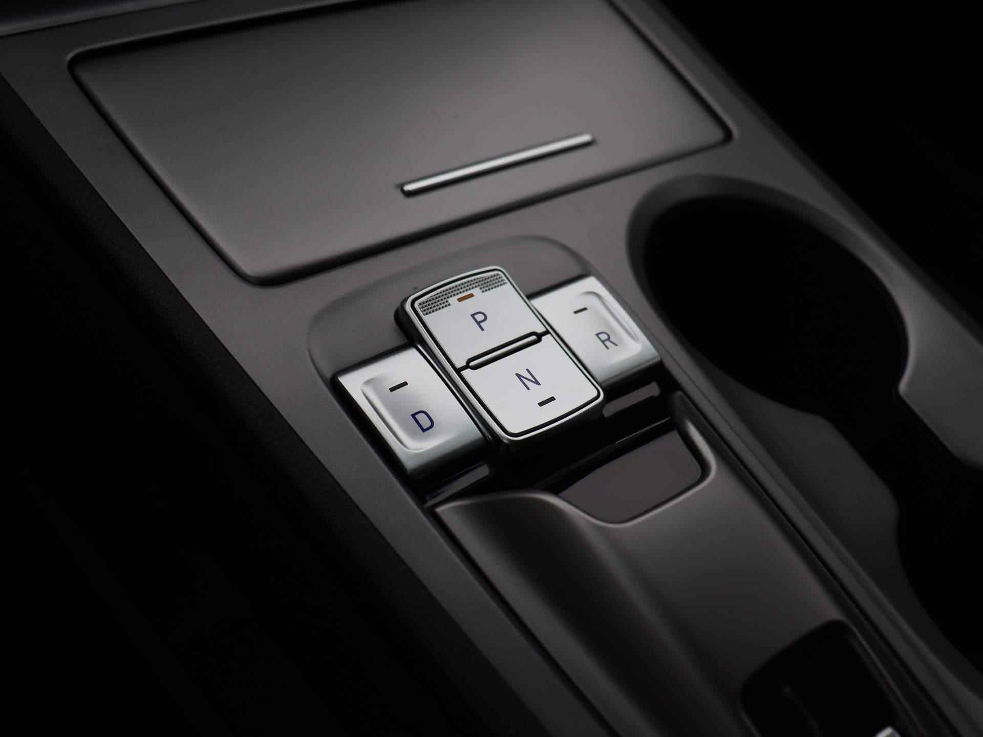 Hyundai Kona EV Fashion 39 kWh | KRELL AUDIO | NAVIGATIE | ACHTERUITRIJCAMERA | APPLE CARPLAY / ANDROID AUTO | CLIMATE CONTROL | PARKEERSENSOREN | LICHTMETALEN VELGEN | LANE ASSIST | - 22/41