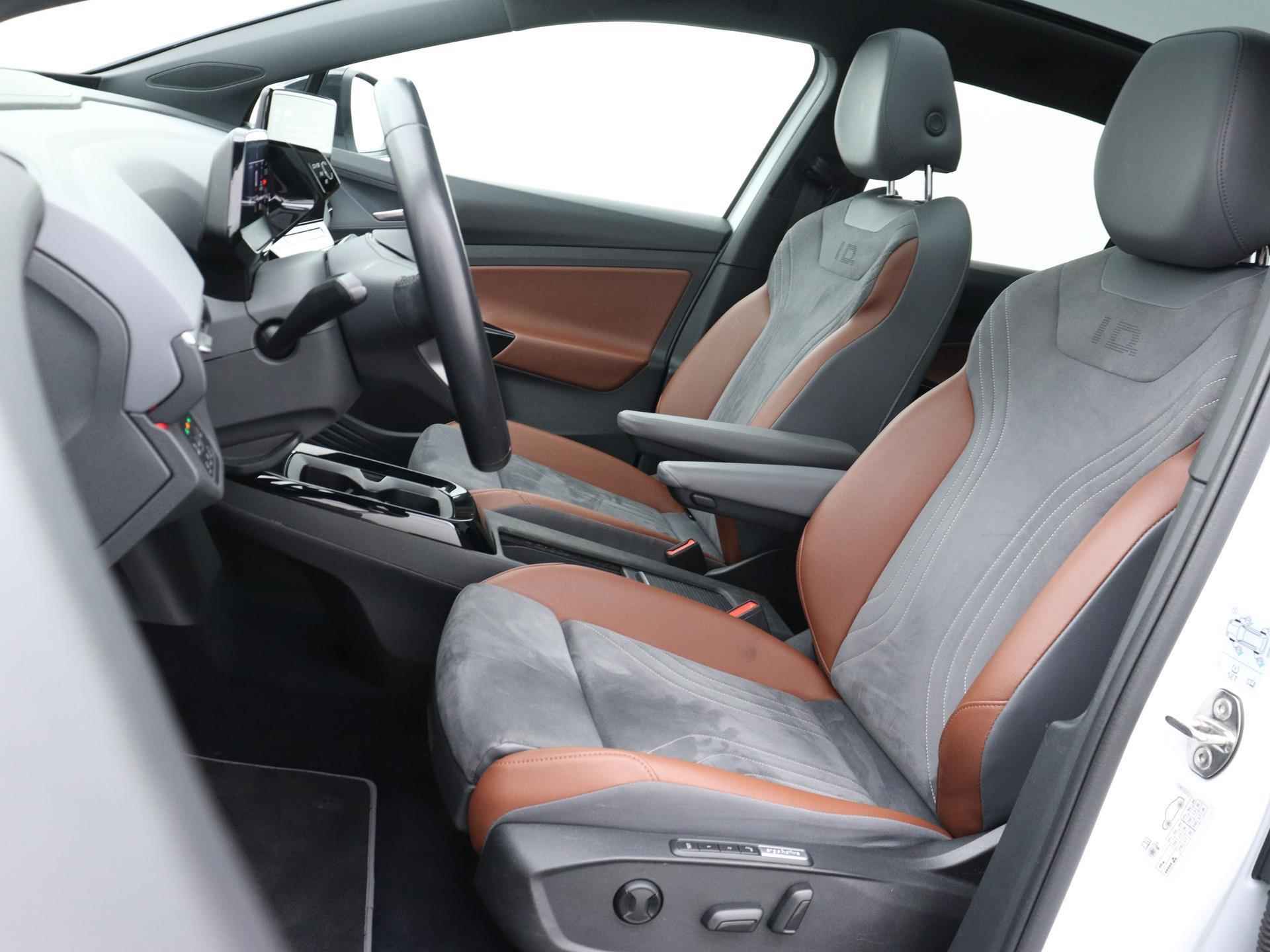 Volkswagen ID.4 First Max 77 kWh 204PK | Memory stoelen met massage | Panoramadak | 360 camera | IQ Light | Navigatie | 21 inch velgen - 5/27