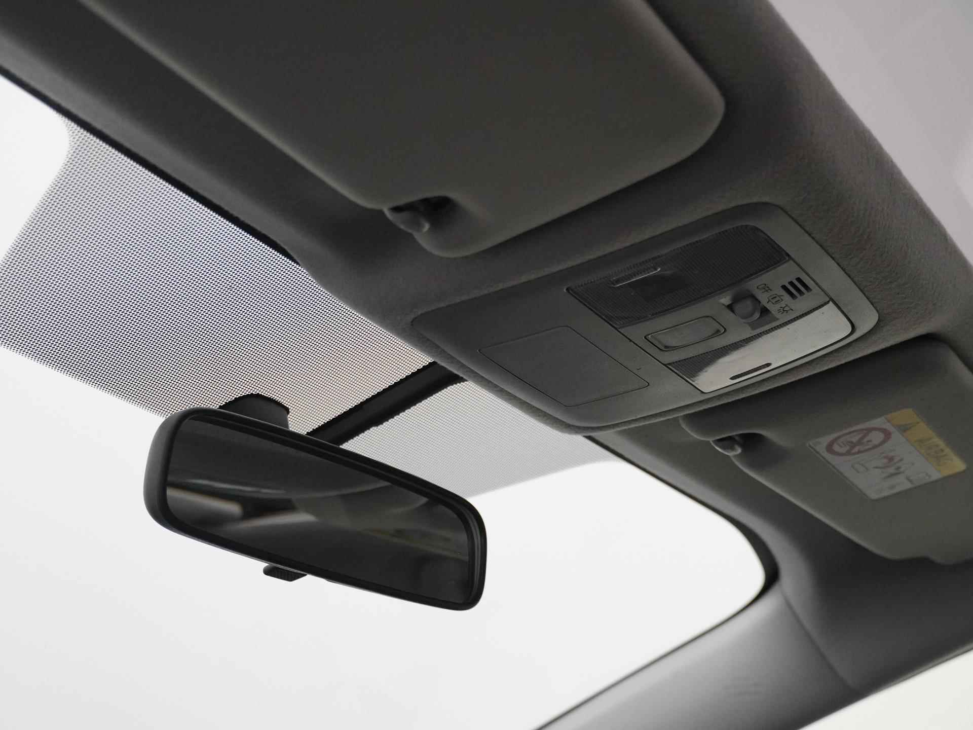 Toyota Prius Wagon 1.8 Aspiration Limited | Panoramadak | Headupdisplay | Fullmap navigatie | Trekhaak | - 10/34