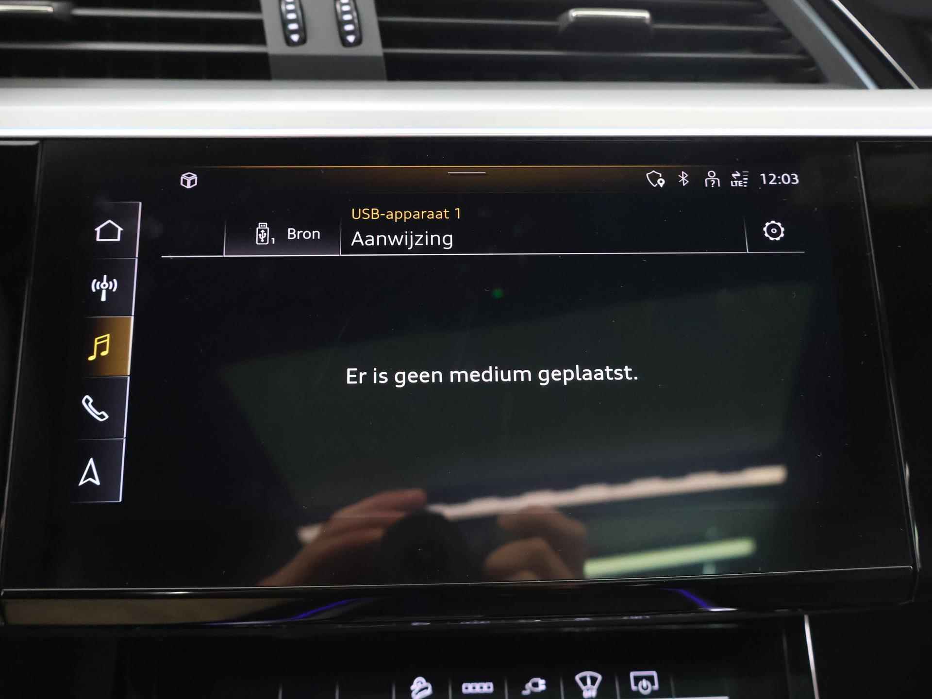 Audi e-tron S-Line quattro 95 kWh | NL Auto | 503pk | Luchtvering | Panoramadak | Matrix Led | Luxe Leder | Navigatie | B&O sound | Head-Up | Airco | Bluetooth | Cruise Control Adaptief | - 18/57