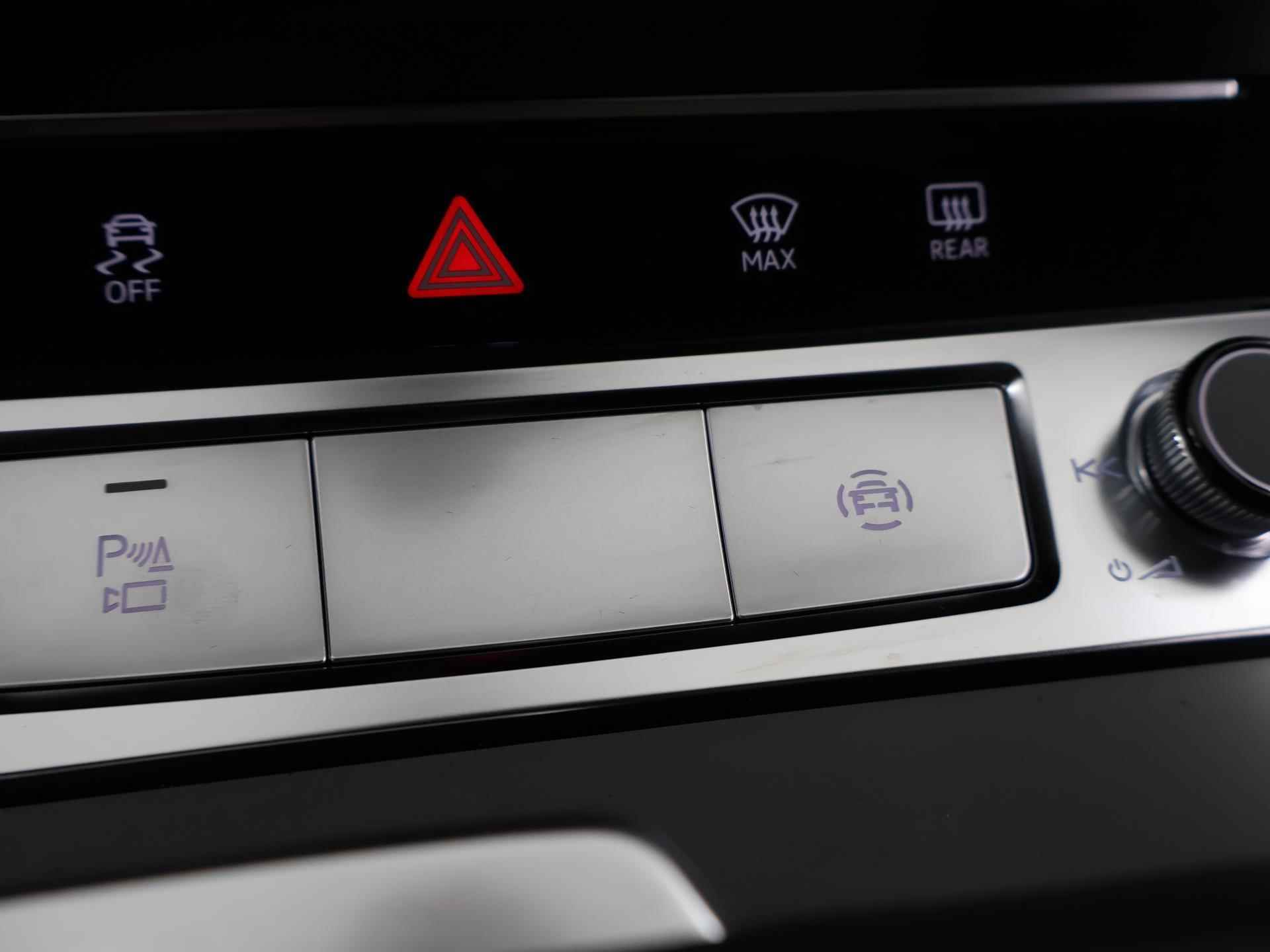 Audi e-tron S-Line quattro 95 kWh | NL Auto | 503pk | Luchtvering | Panoramadak | Matrix Led | Luxe Leder | Navigatie | B&O sound | Head-Up | Airco | Bluetooth | Cruise Control Adaptief | - 31/57