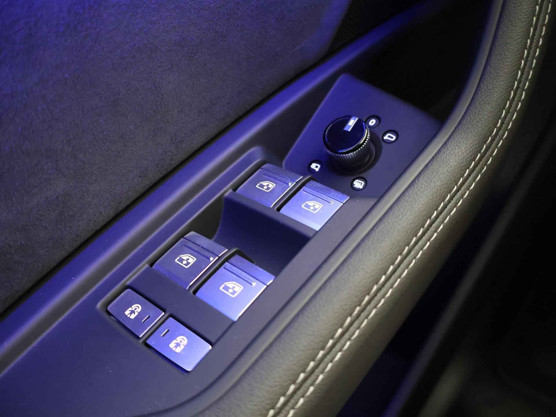Audi e-tron S-Line quattro 95 kWh | NL Auto | 503pk | Luchtvering | Panoramadak | Matrix Led | Luxe Leder | Navigatie | B&O sound | Head-Up | Airco | Bluetooth | Cruise Control Adaptief | - 41/57