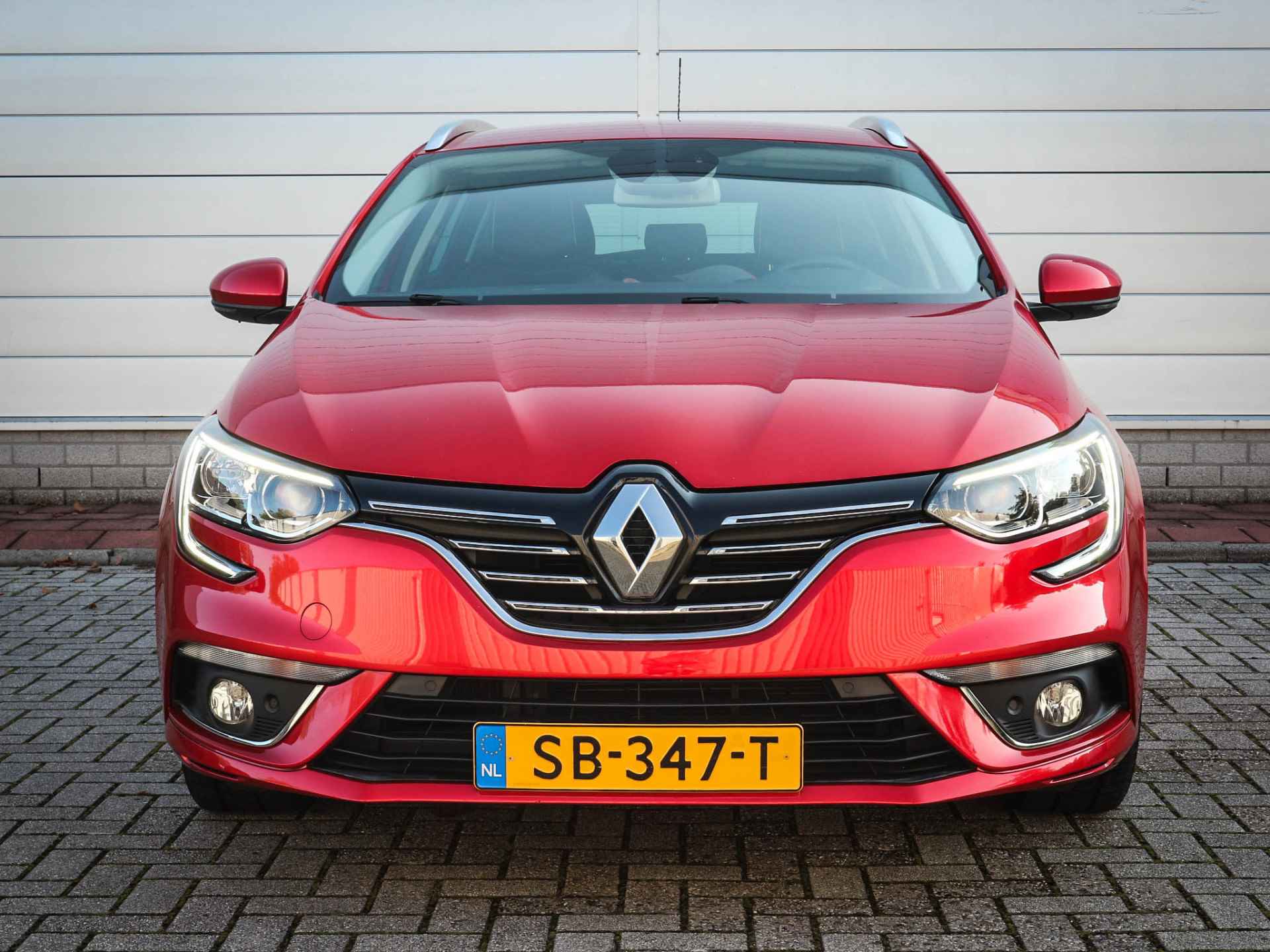 Renault Mégane Estate 1.5 dCi Bose | Clima | Cruise | Navi | 360 graden Camera | Achteruitrijcamera |  17 Inch | Massagestoel | - 16/55