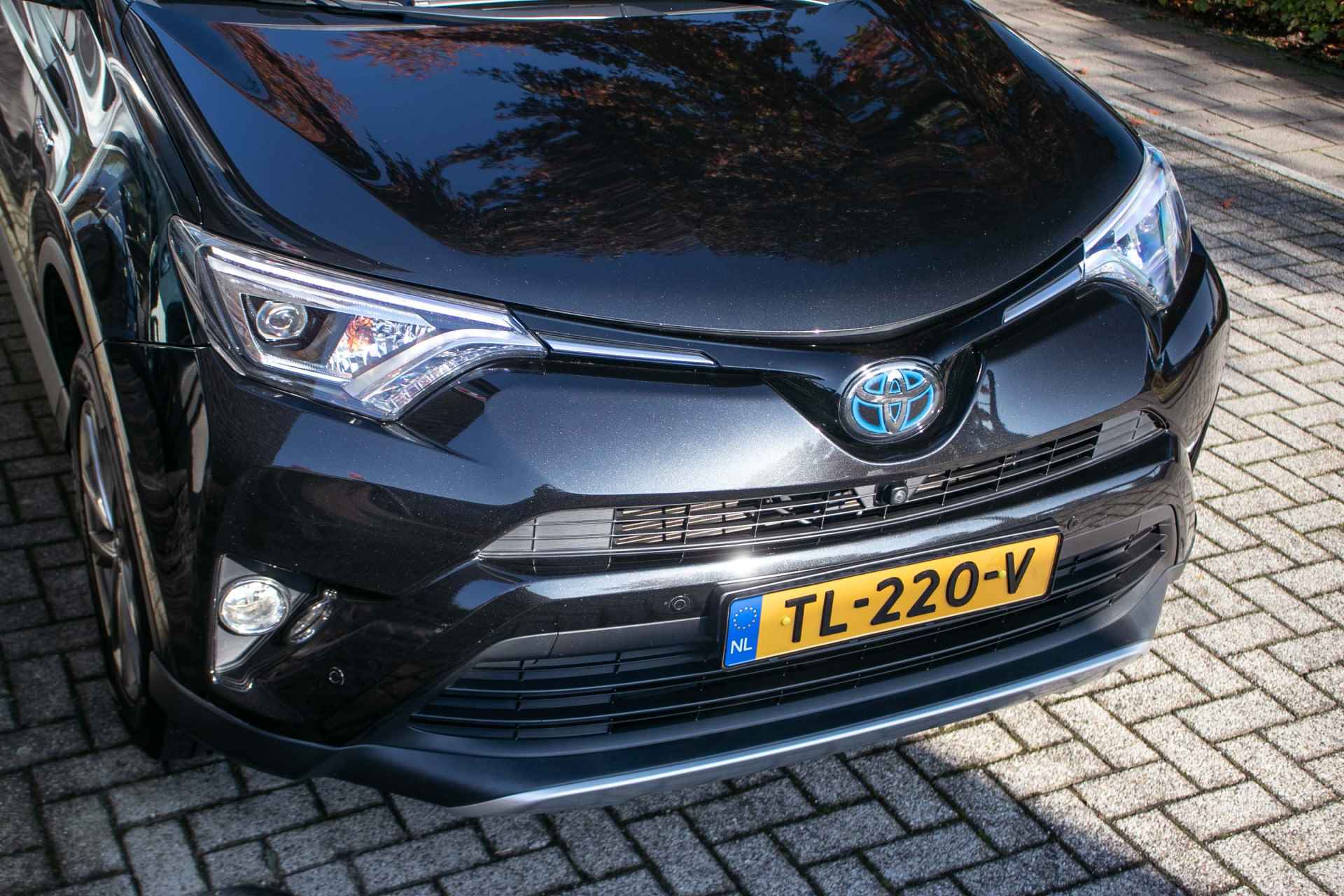 Toyota RAV4 2.5 Hybrid AWD Executive Business - All-in rijklrprs | Trekhaak | Schuifdak | vol leder - 30/45