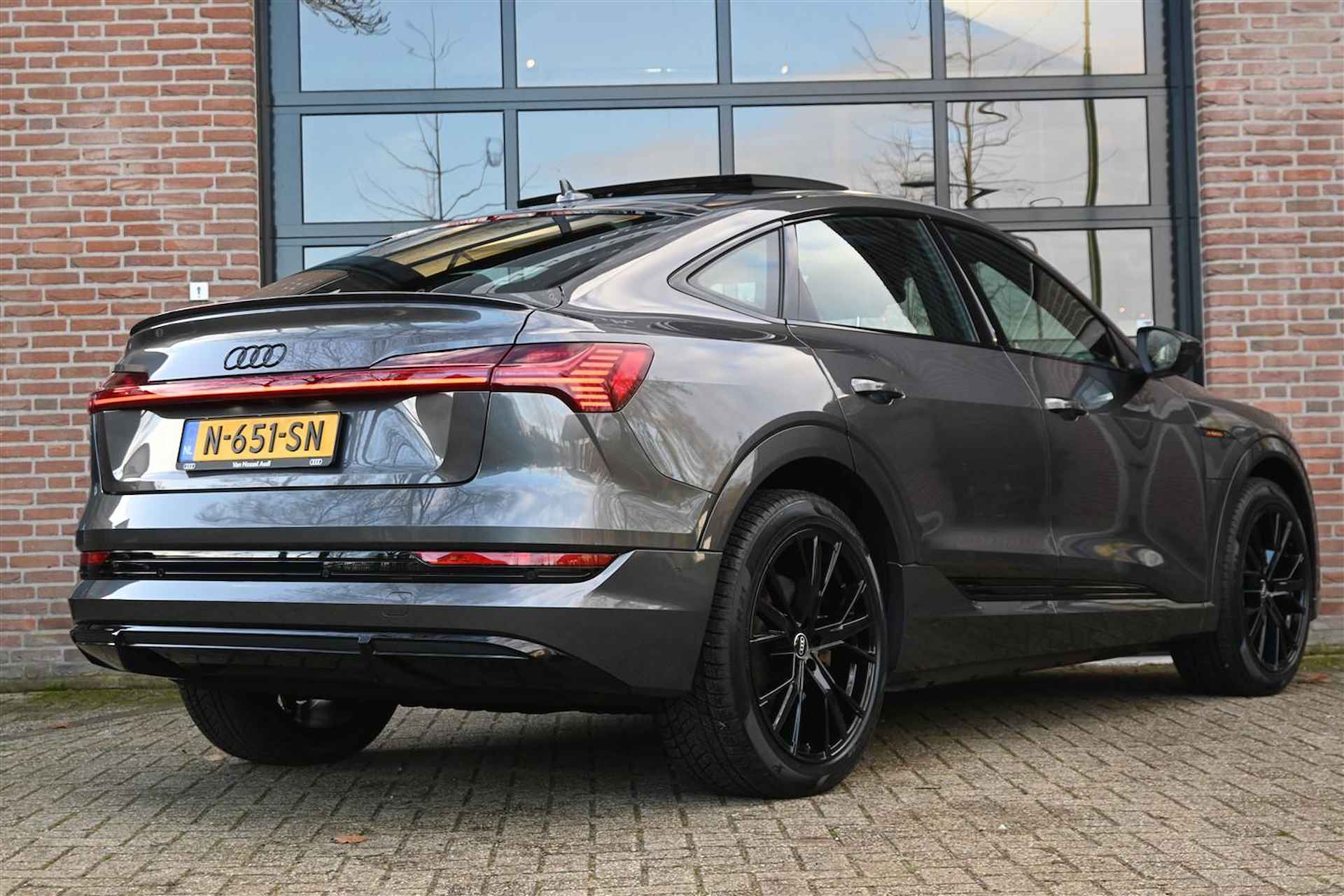 Audi E-tron Sportback 55 quattro S Edition 95 kWh S-Line Pano Leder B&O - 7/51