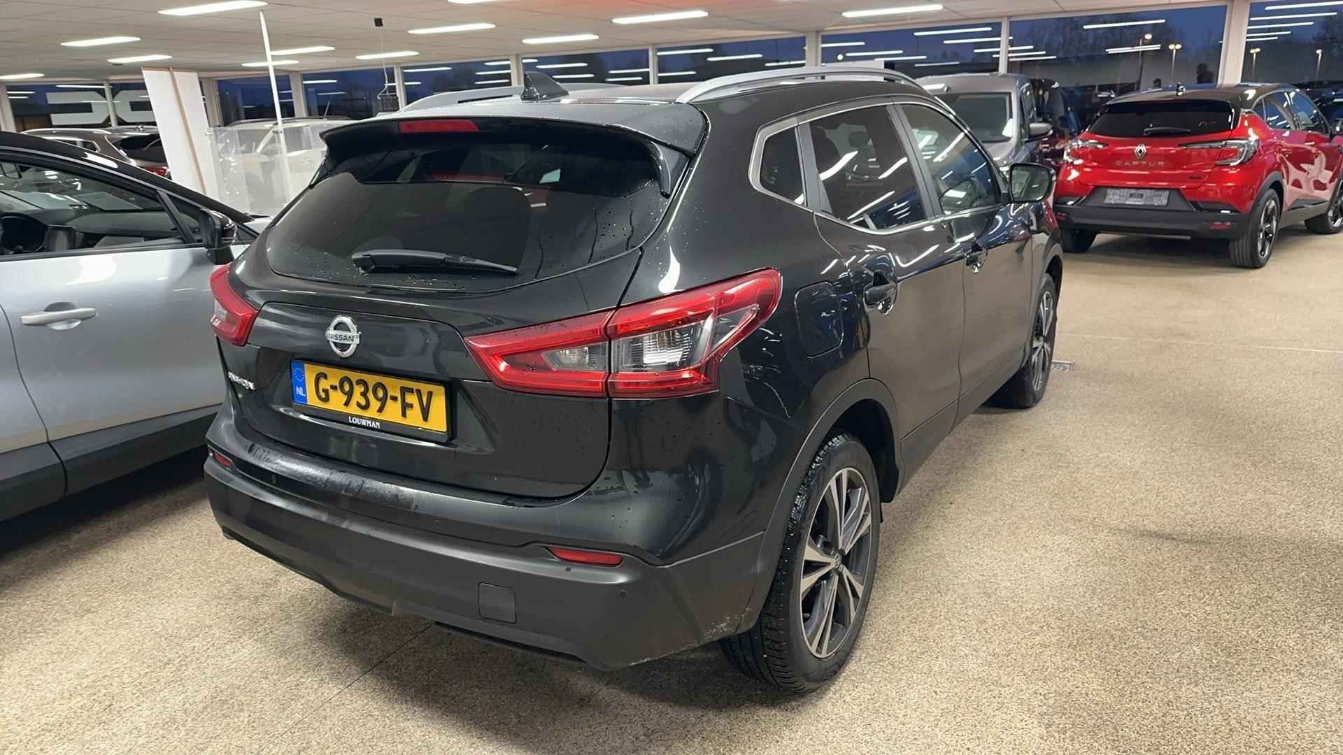 Nissan Qashqai 1.3 DIG-T N-Connecta - 2/14