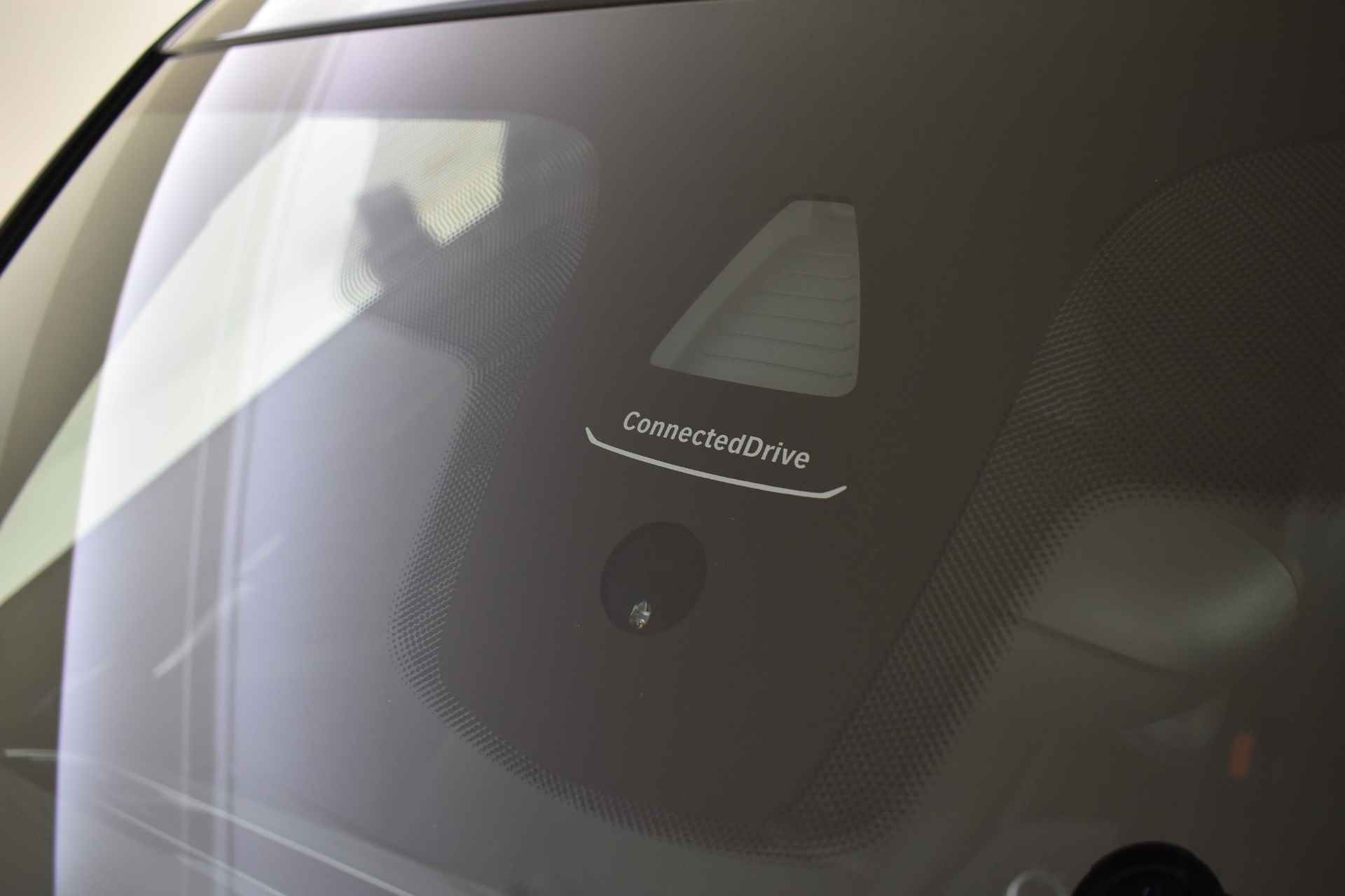 BMW X2 xDrive25e High Executive M Sport Automaat / Panoramadak / Sportstoelen / LED / Head-Up / Park Assistant / Leder / Navigatie Plus / Verwarmd Stuurwiel - 48/50