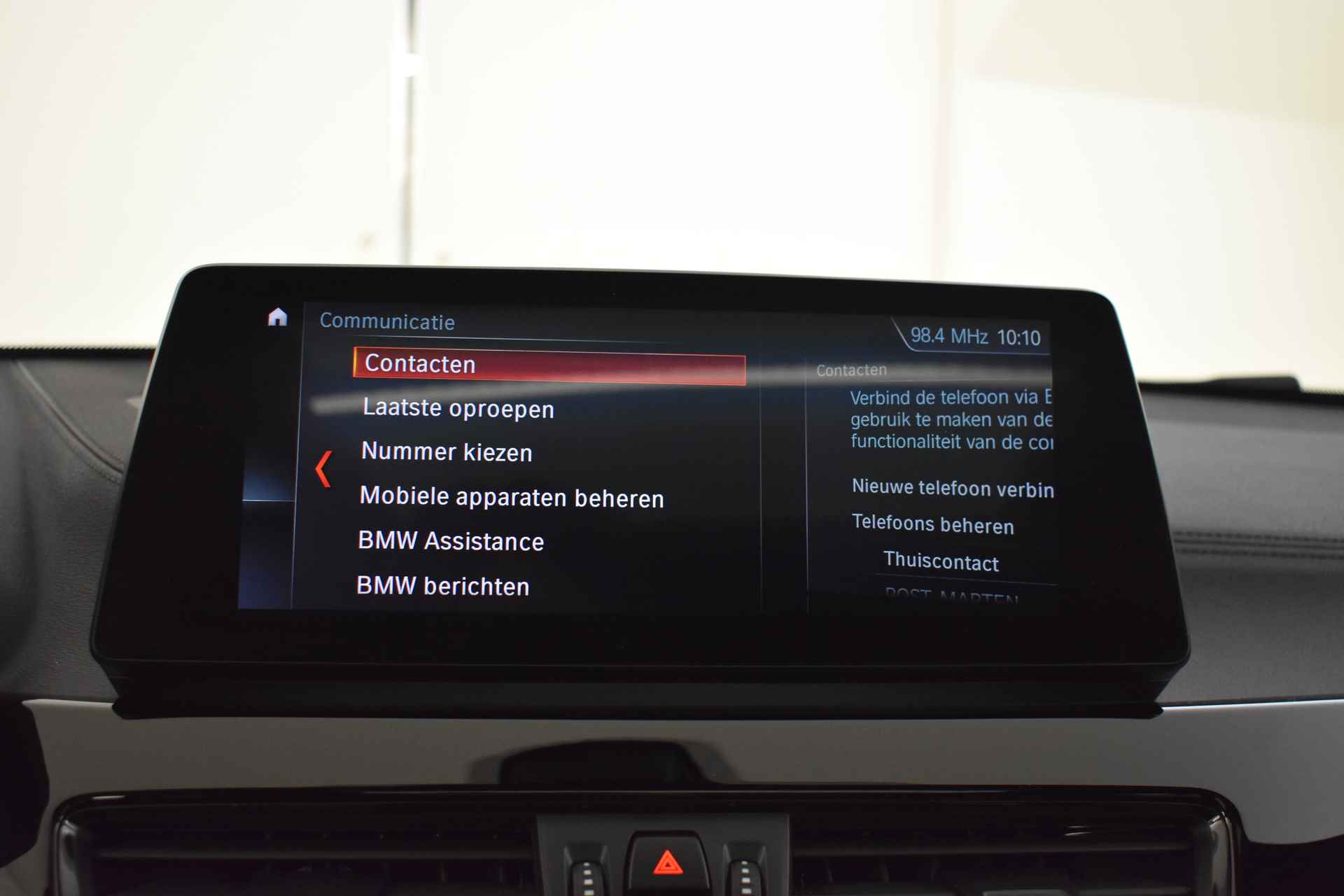 BMW X2 xDrive25e High Executive M Sportpakket / Panoramadak / Sportstoelen / LED / Head-Up / Park Assistant / Leder / Navigatie Plus / Verwarmd Stuurwiel - 41/50