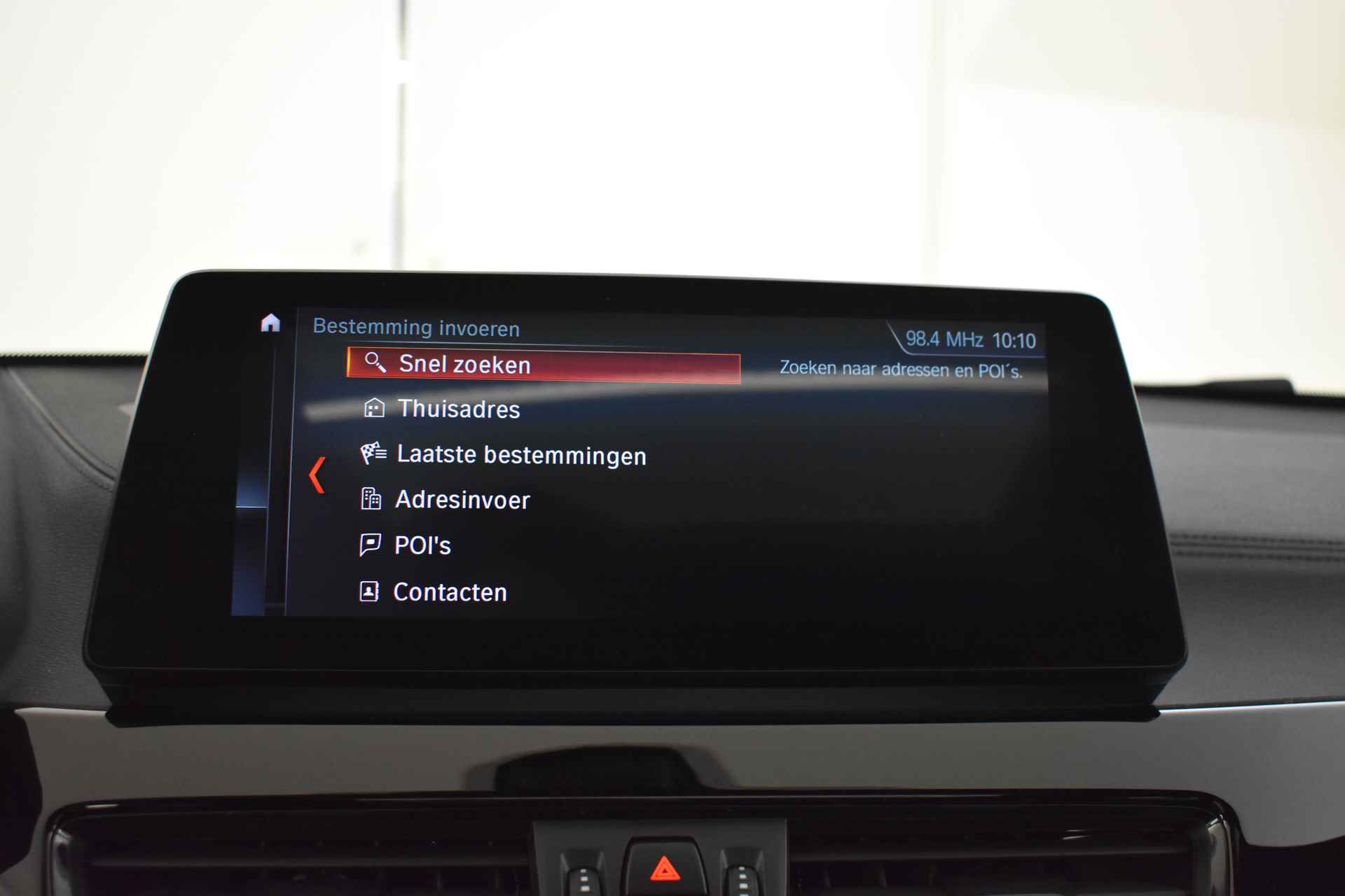 BMW X2 xDrive25e High Executive M Sport Automaat / Panoramadak / Sportstoelen / LED / Head-Up / Park Assistant / Leder / Navigatie Plus / Verwarmd Stuurwiel - 43/50