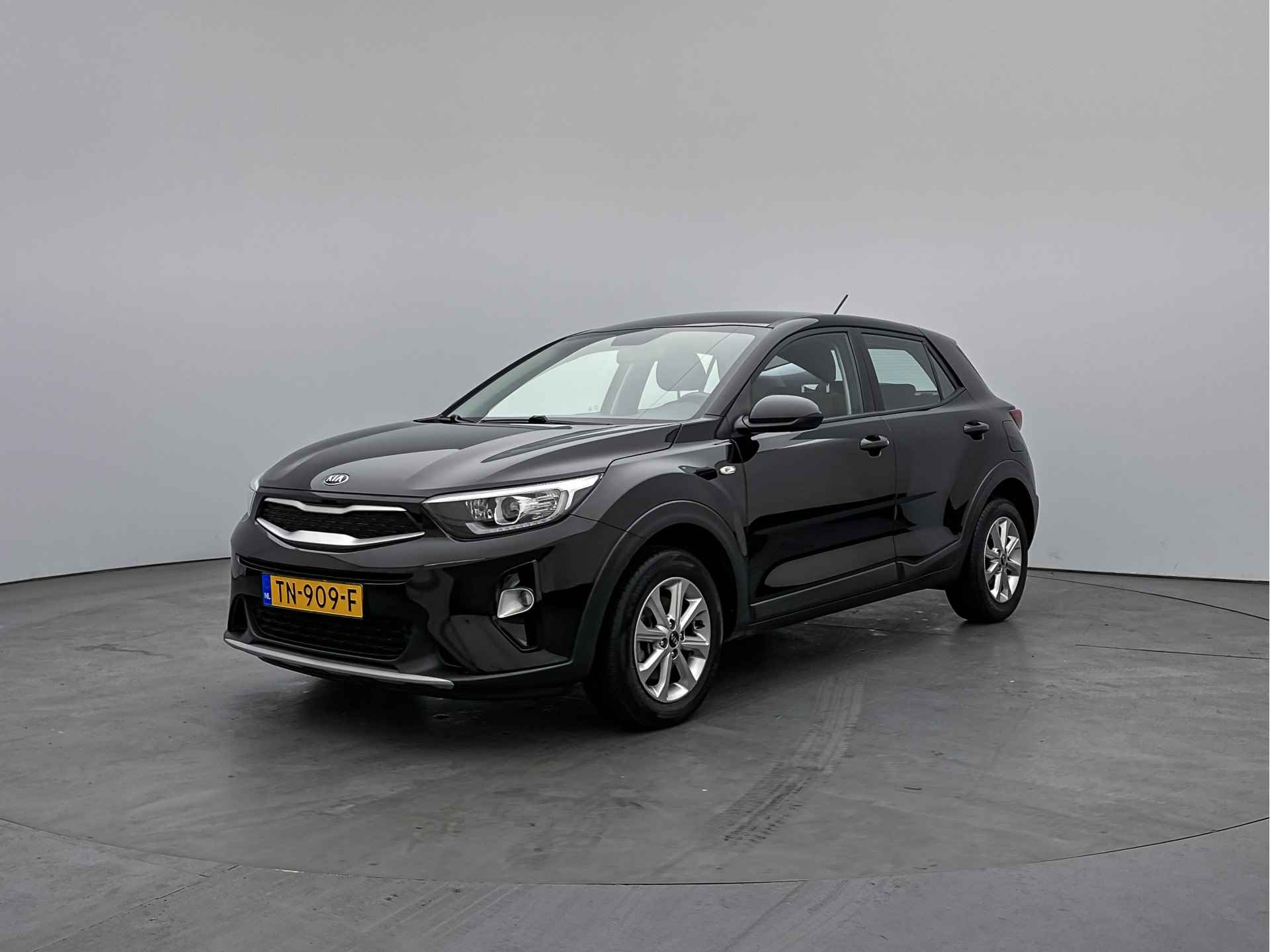 Kia Stonic 1.2 MPi ComfortPlusLine Navigator | Parkeersensoren achter | LM velgen | Airco | Camera | Trekhaak | Navigatie | Cruise Control | - 17/134