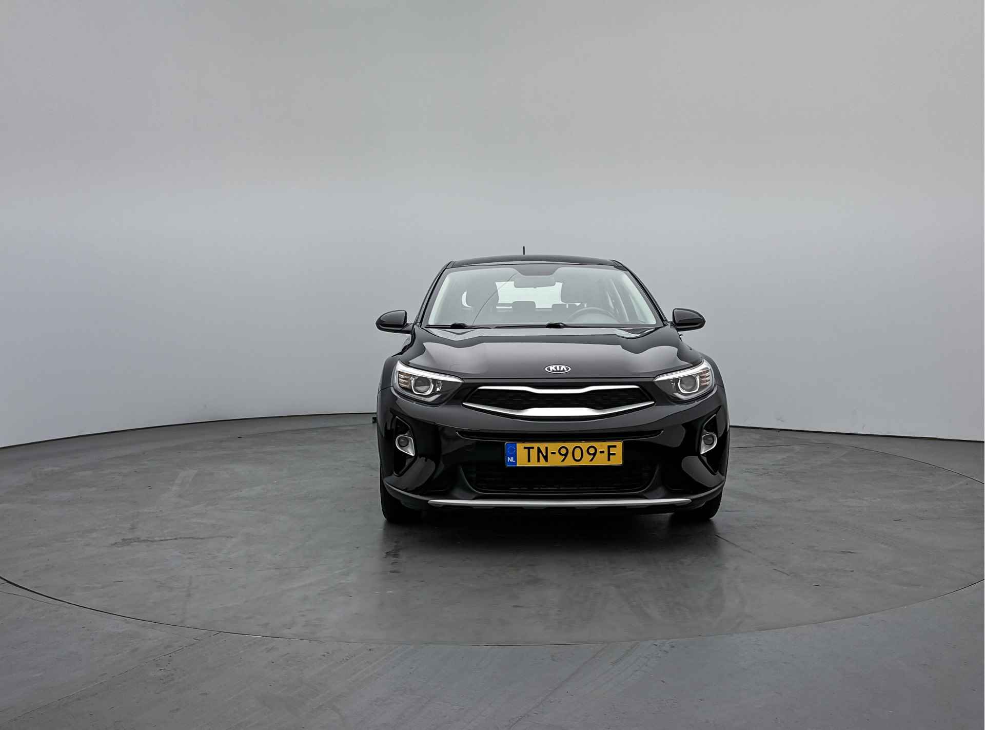 Kia Stonic 1.2 MPi ComfortPlusLine Navigator | Parkeersensoren achter | LM velgen | Airco | Camera | Trekhaak | Navigatie | Cruise Control | - 78/134