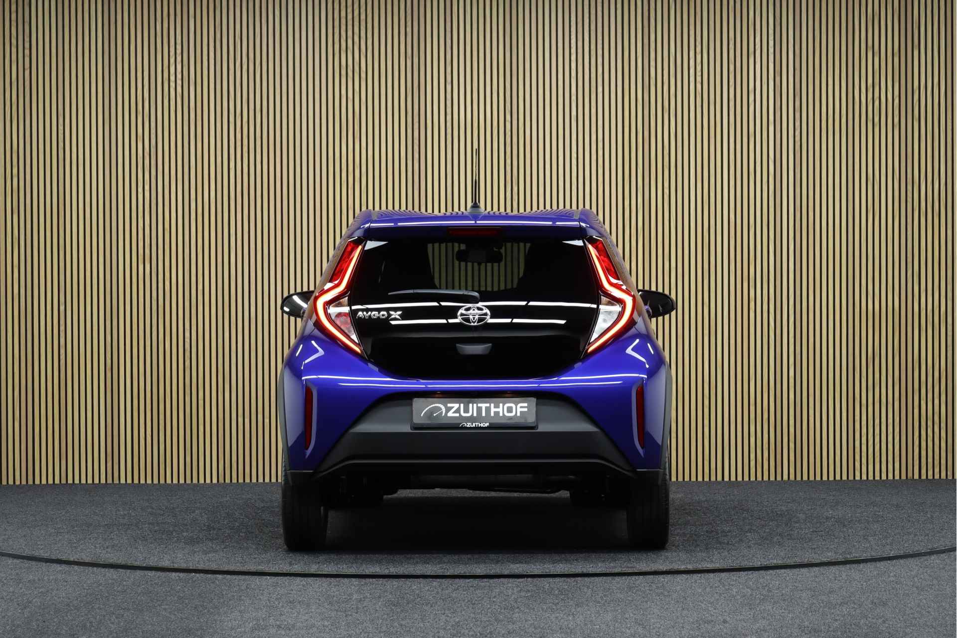 Toyota Aygo X 1.0 VVT-i S-CVT Automaat Pulse Facelift | Direct Leverbaar | Maps Navigatie | Full led | Winterpakket - 4/32