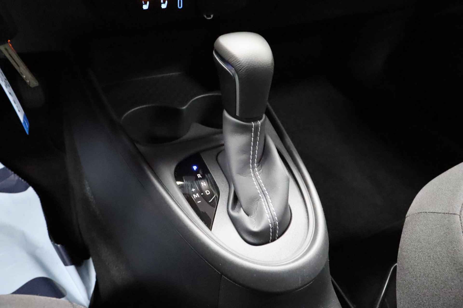 Toyota Aygo X 1.0 VVT-i S-CVT Automaat Pulse Facelift | Direct Leverbaar | Maps Navigatie | Full led | Winterpakket - 28/32