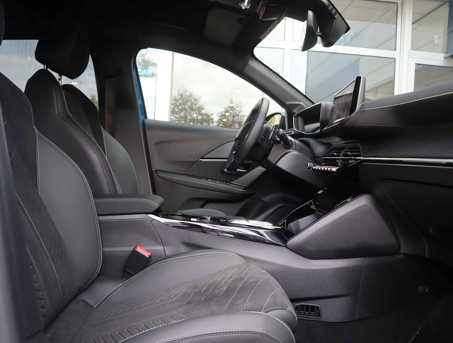 PEUGEOT 208 GT Hybrid 136 e-DCS6 automaat, Rijklaarprijs, Adaptieve cruisecontrol Camera Massagestoelen Alcantara Stoelverwarming - 7/71