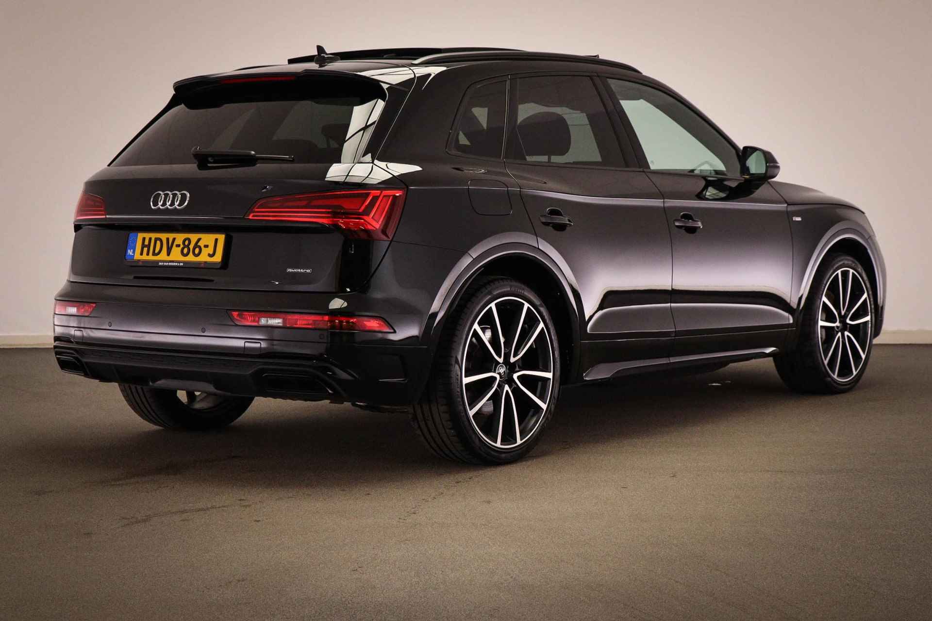 Audi Q5 55 TFSI e S edition | PANORMADAK | LUCHTVERING | HEAD UP | B&0 DAB | 21" - 2/72