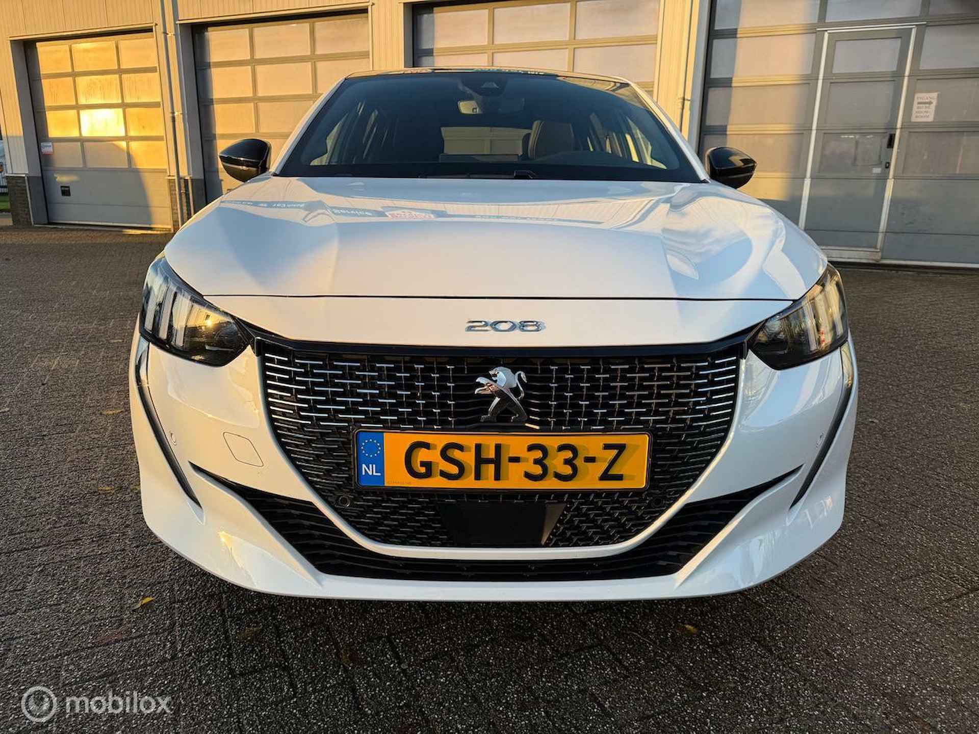 PEUGEOT 208 100 PK FULL OPTIONS 12 MND BOVAG RIJKLAAR PRIJS - 2/25