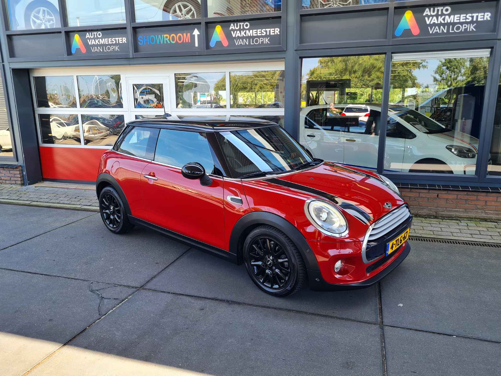 MINI Mini 1.5 136pk Cooper Camera, Gr.Navi, Head up, Leder sportint. - 9/50