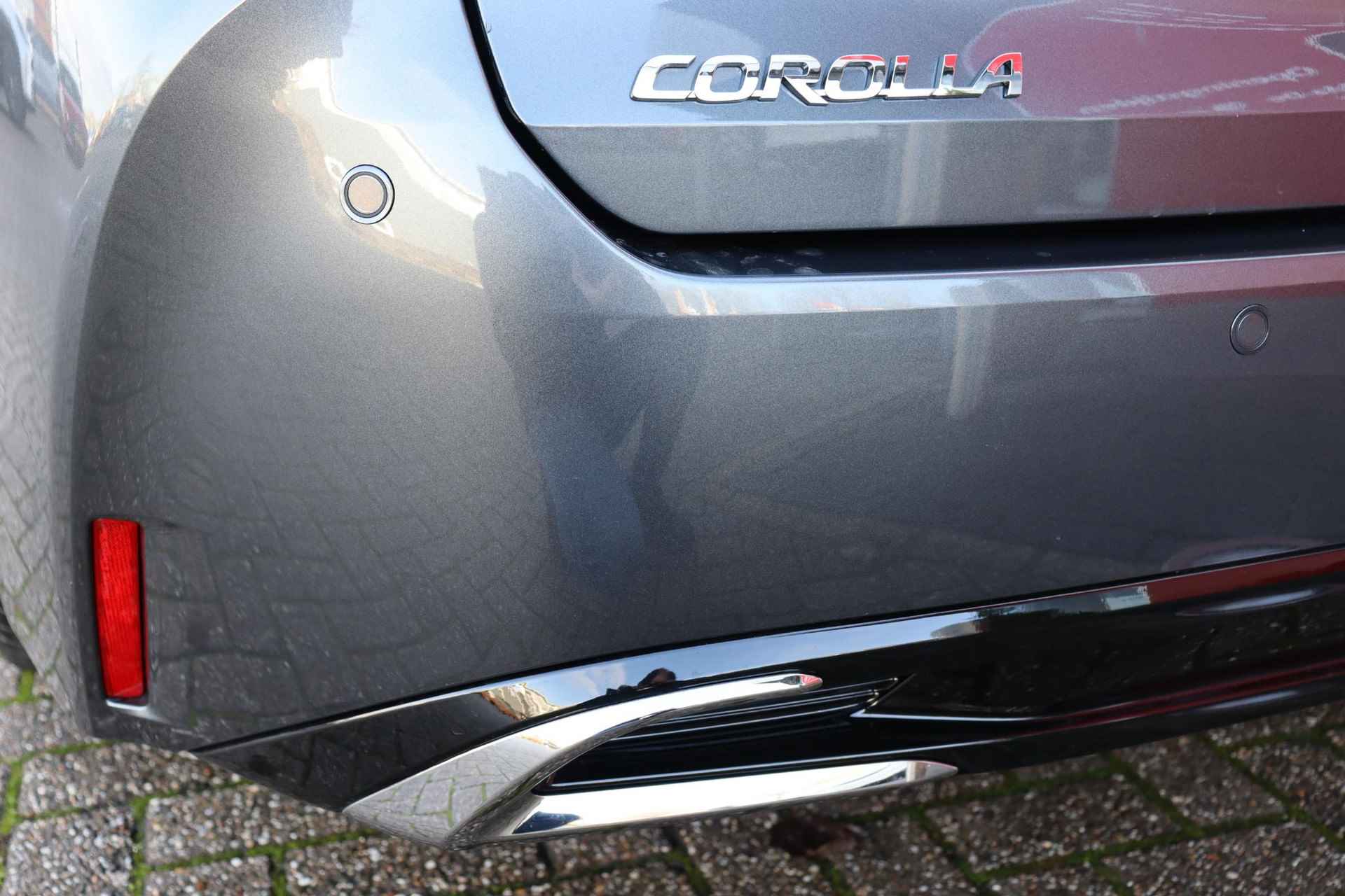 Toyota Corolla Touring Sports 1.8 Hybrid First Edition , Nieuw 3000 euro voordeel! Laatste! - 12/36