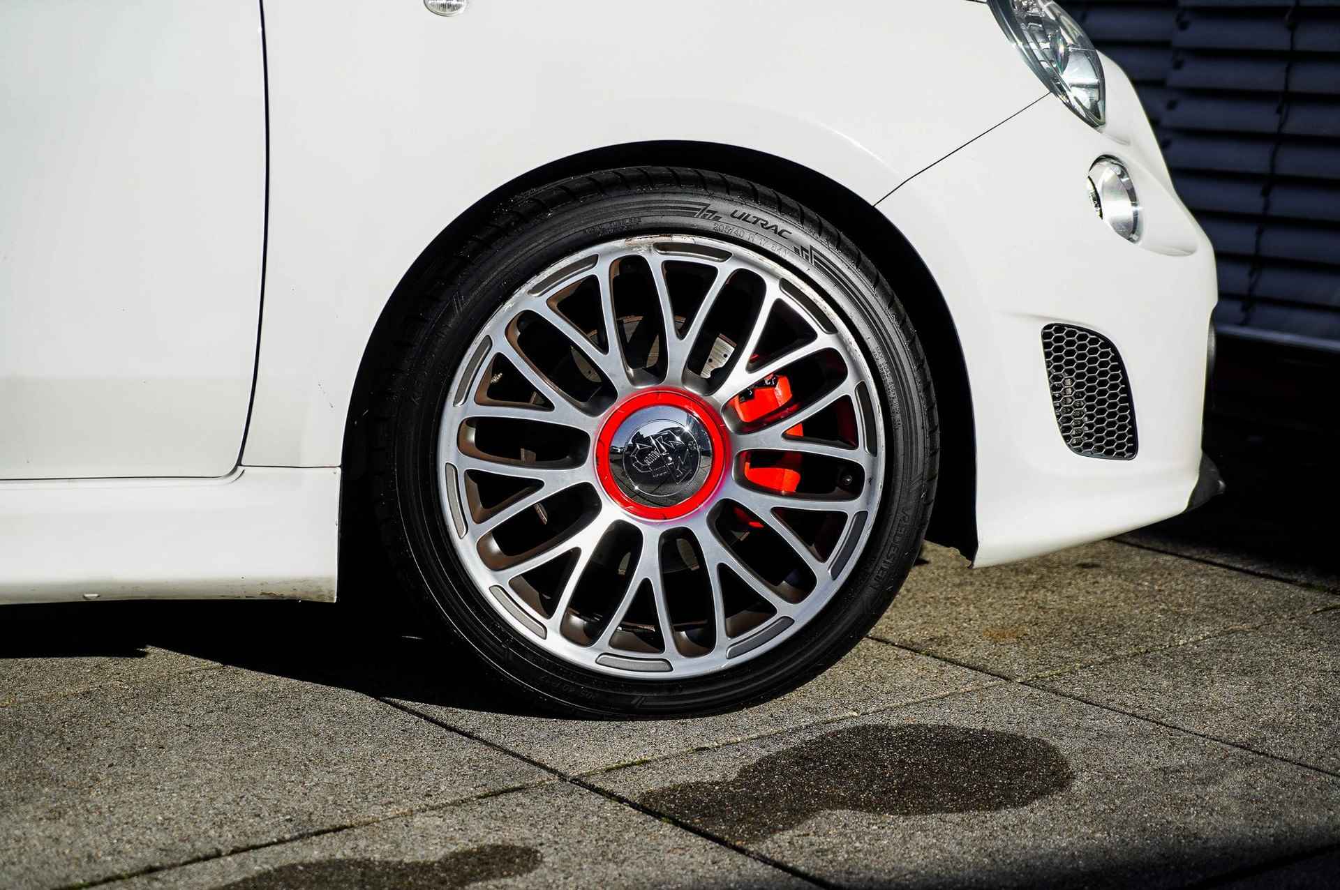 Abarth 595 1.4 T-Jet Abarth Turismo | Ragazzon Uitlaat | Getuned | XENON | Bluetooth | 17'' Velgen | Leder - 10/26