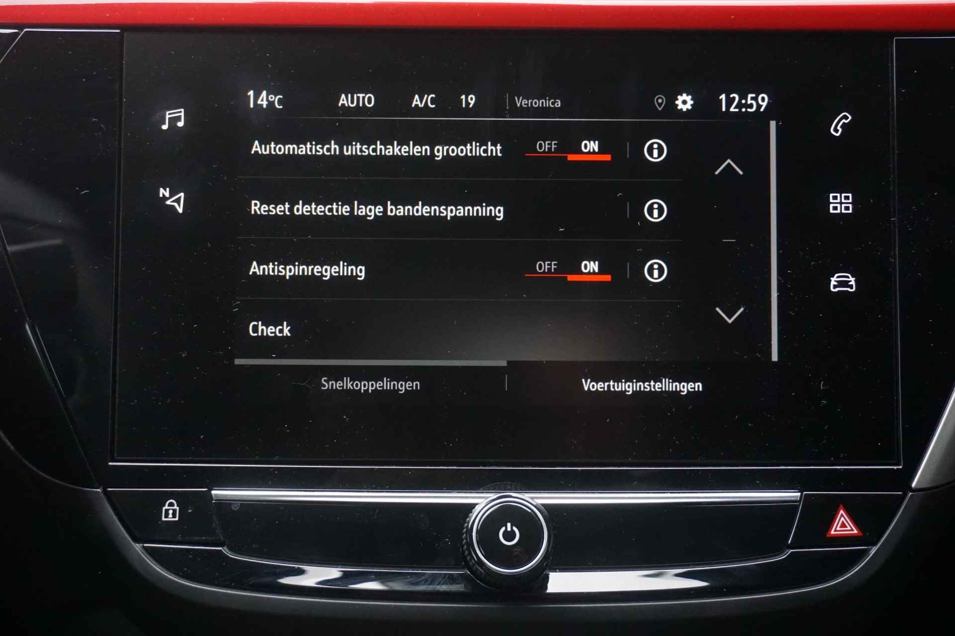 Opel Corsa-e GS Line 50 kWh 3 Fase | Apple Carplay/Android Auto | Winterpakket | Achteruitrijcamera | € 2000 milieusubsidie mogelijk - 31/40