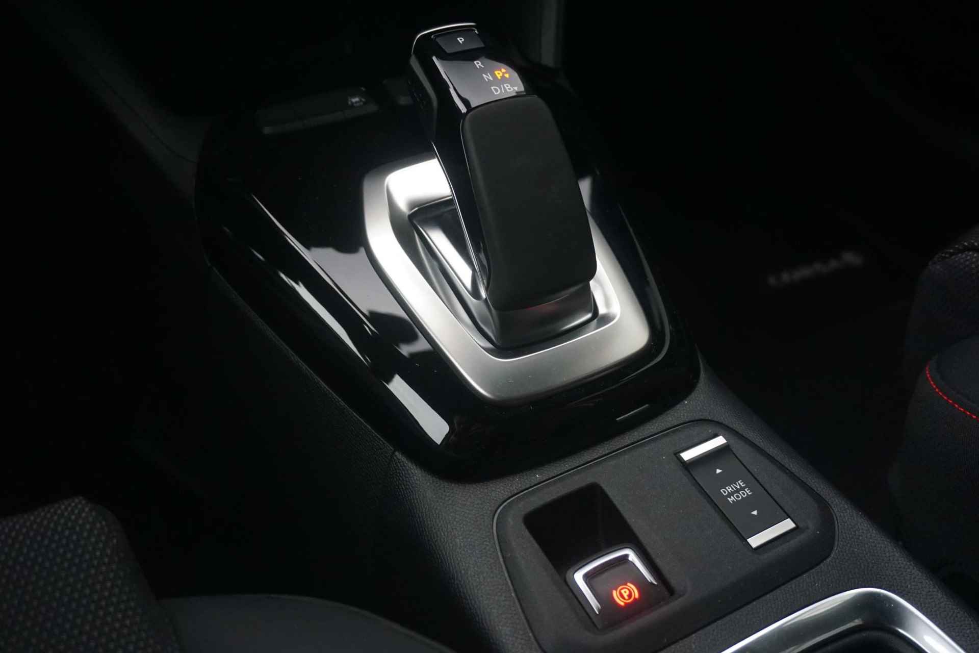 Opel Corsa-e GS Line 50 kWh 3 Fase | Apple Carplay/Android Auto | Winterpakket | Achteruitrijcamera | € 2000 milieusubsidie mogelijk - 35/40