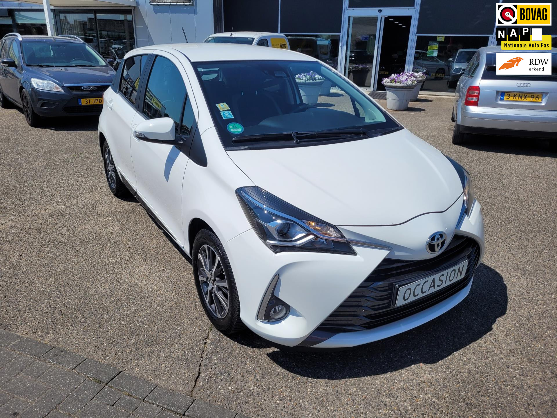 Toyota Yaris 1.5 VVT-i Dynamic Y20 AUTOMAAT / APPLE+ANDROID CAR PLAY / BTW Auto