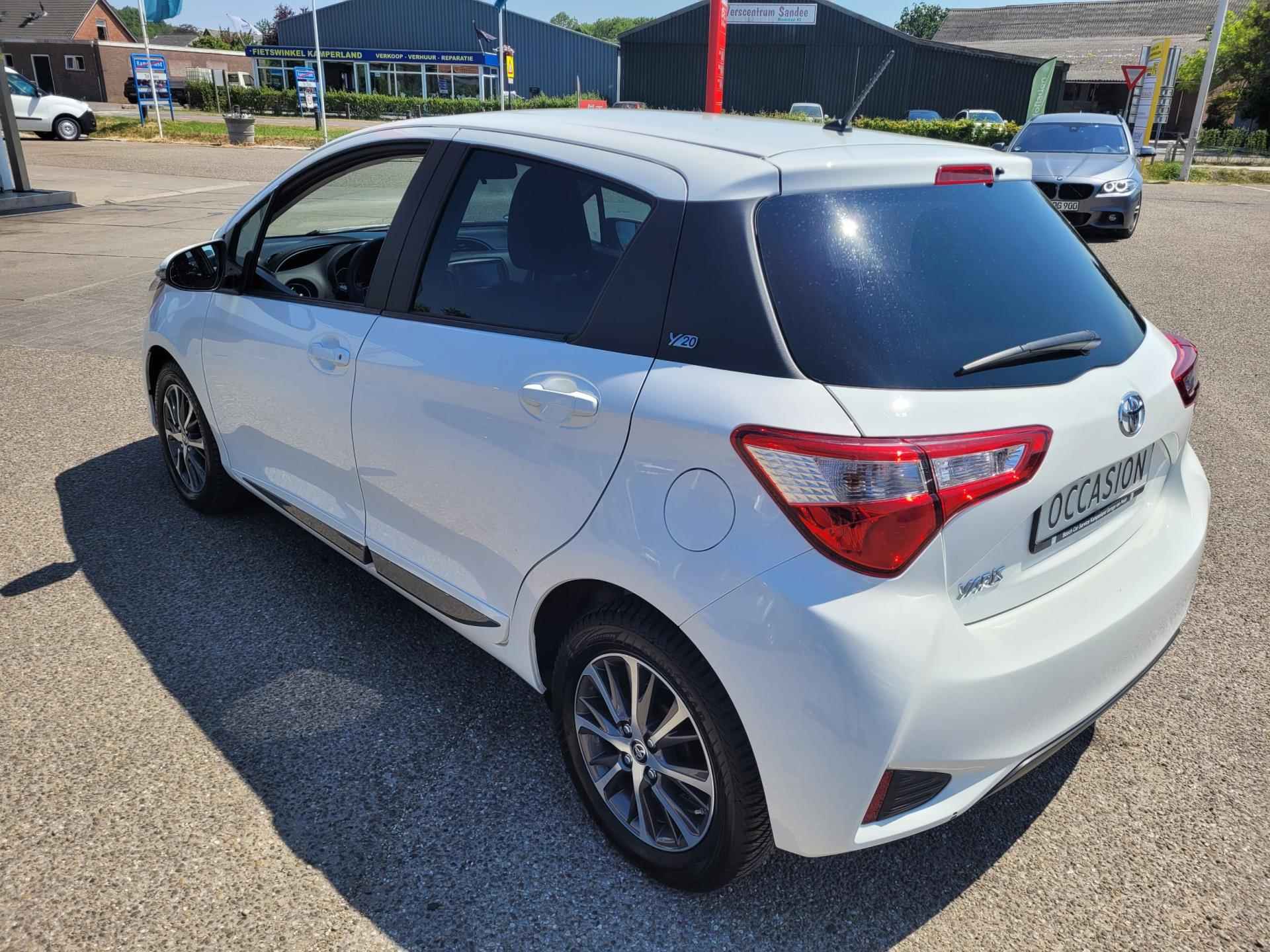 Toyota Yaris 1.5 VVT-i Dynamic Y20 AUTOMAAT / APPLE+ANDROID CAR PLAY / BTW Auto - 5/30