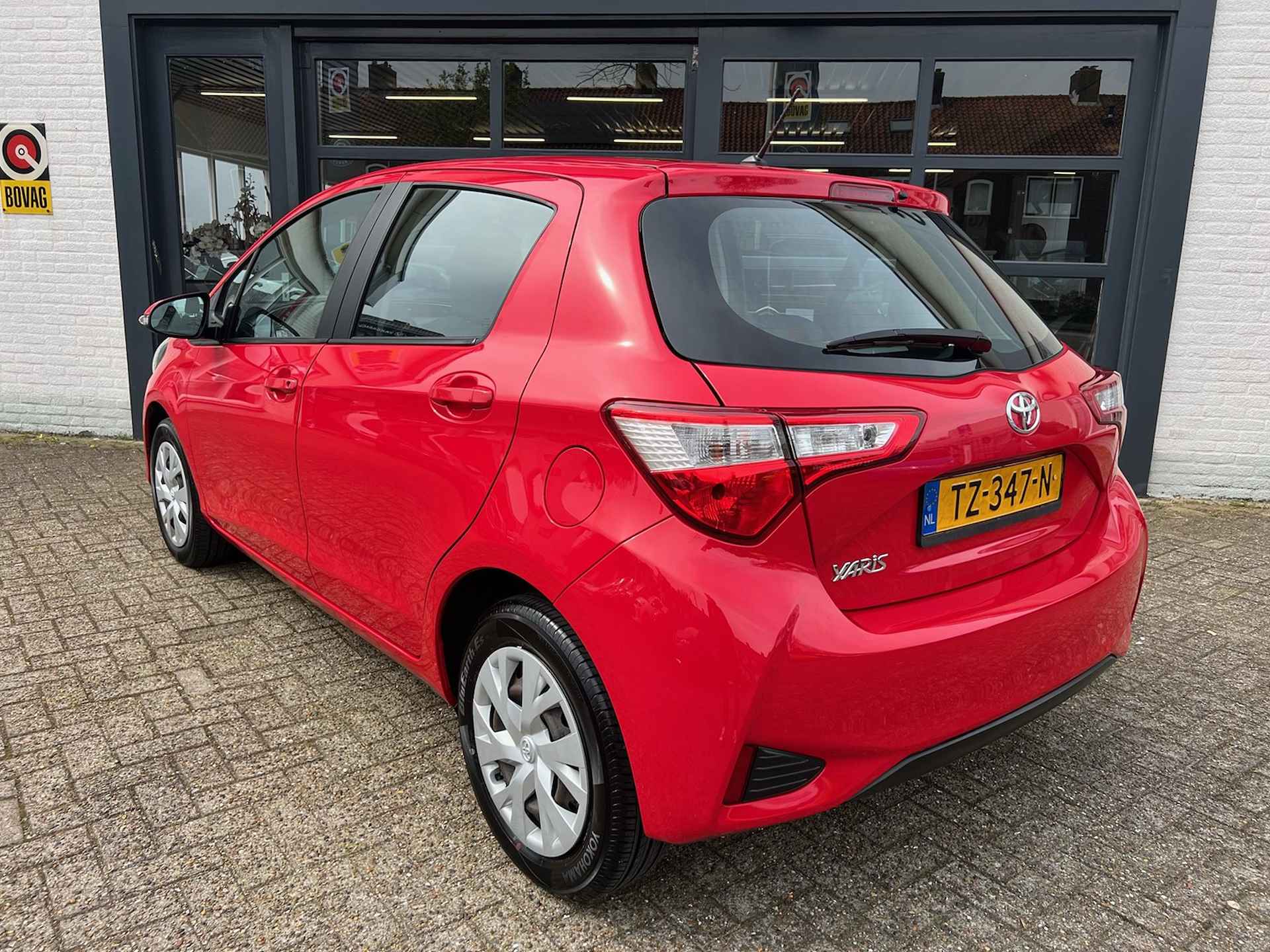 Toyota Yaris 1.0 VVT-i Comfort | Eerste eigenaar | NL-Auto | Airco | - 3/28