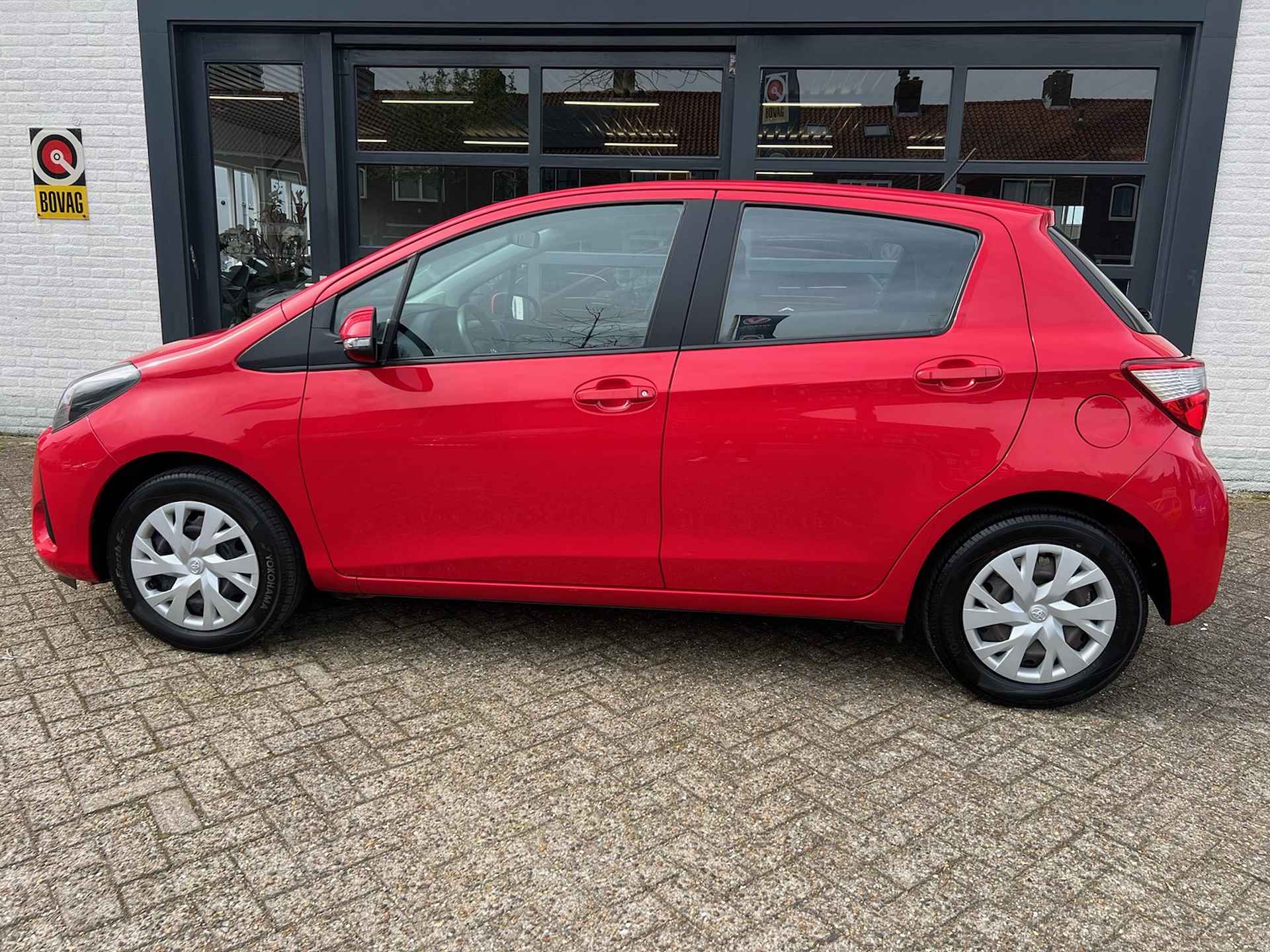 Toyota Yaris 1.0 VVT-i Comfort | Eerste eigenaar | NL-Auto | Airco | - 19/28