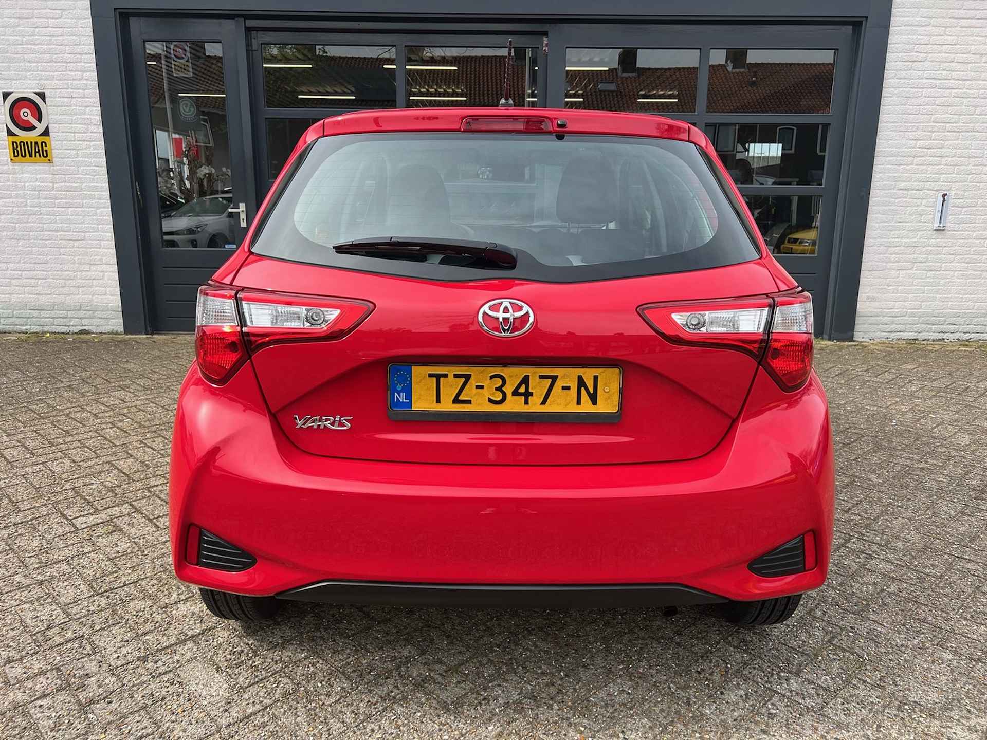 Toyota Yaris 1.0 VVT-i Comfort | Eerste eigenaar | NL-Auto | Airco | - 23/28