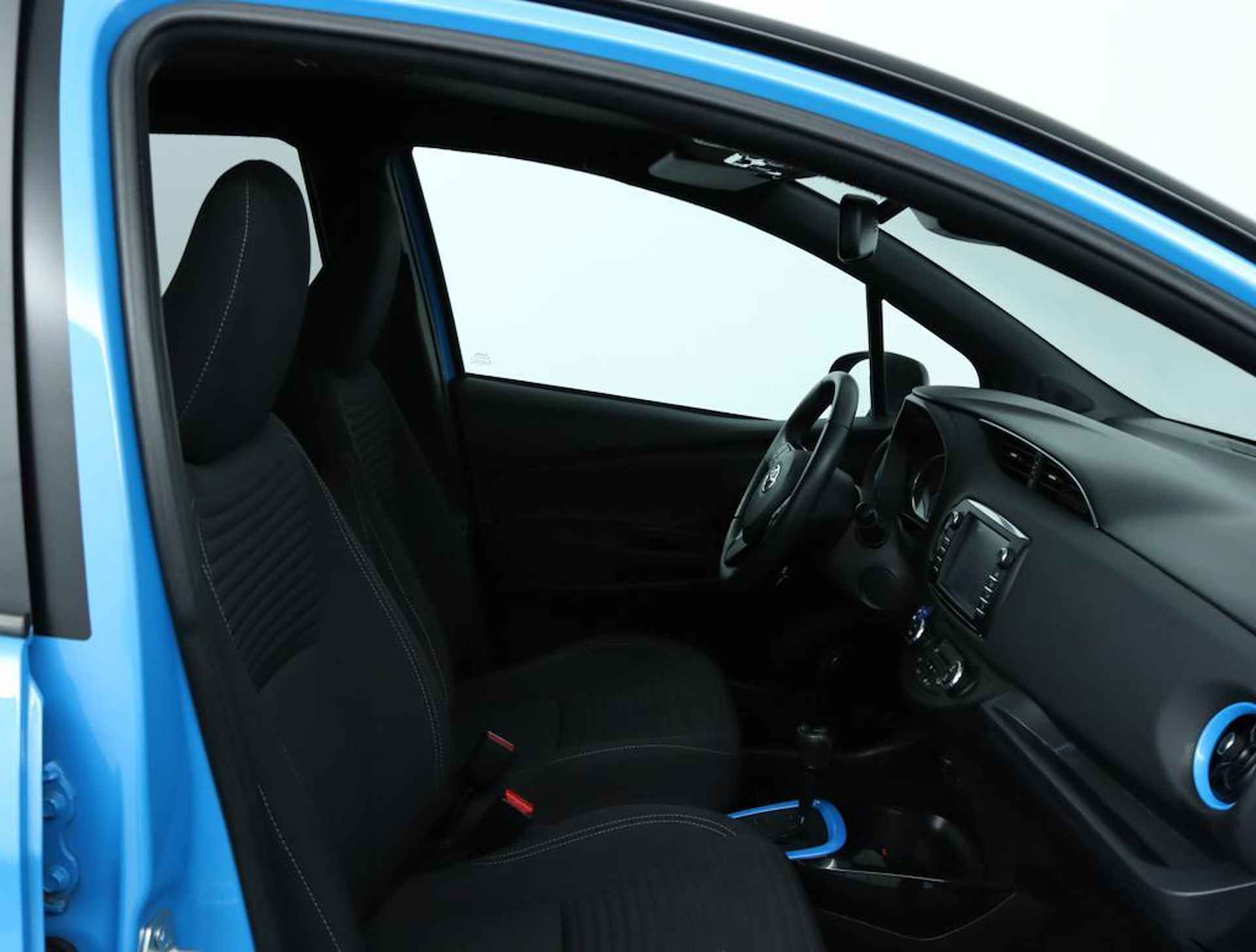 Toyota Yaris 1.5 Hybrid SkyBlue - 22/53