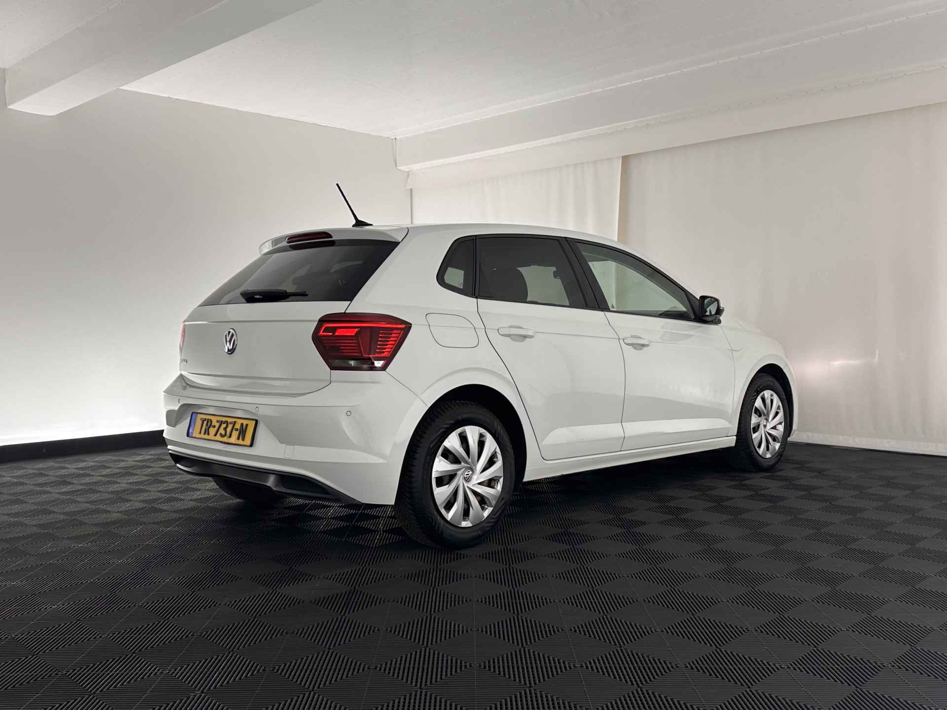 Volkswagen Polo 1.6 TDI Comfortline Advance-Pack *PANO | ADAPTIVE-CRUISE | FULL-LED | NAVI-FULLMAP | COMFORT-SEATS | ECC | PARKPILOT * - 6/30