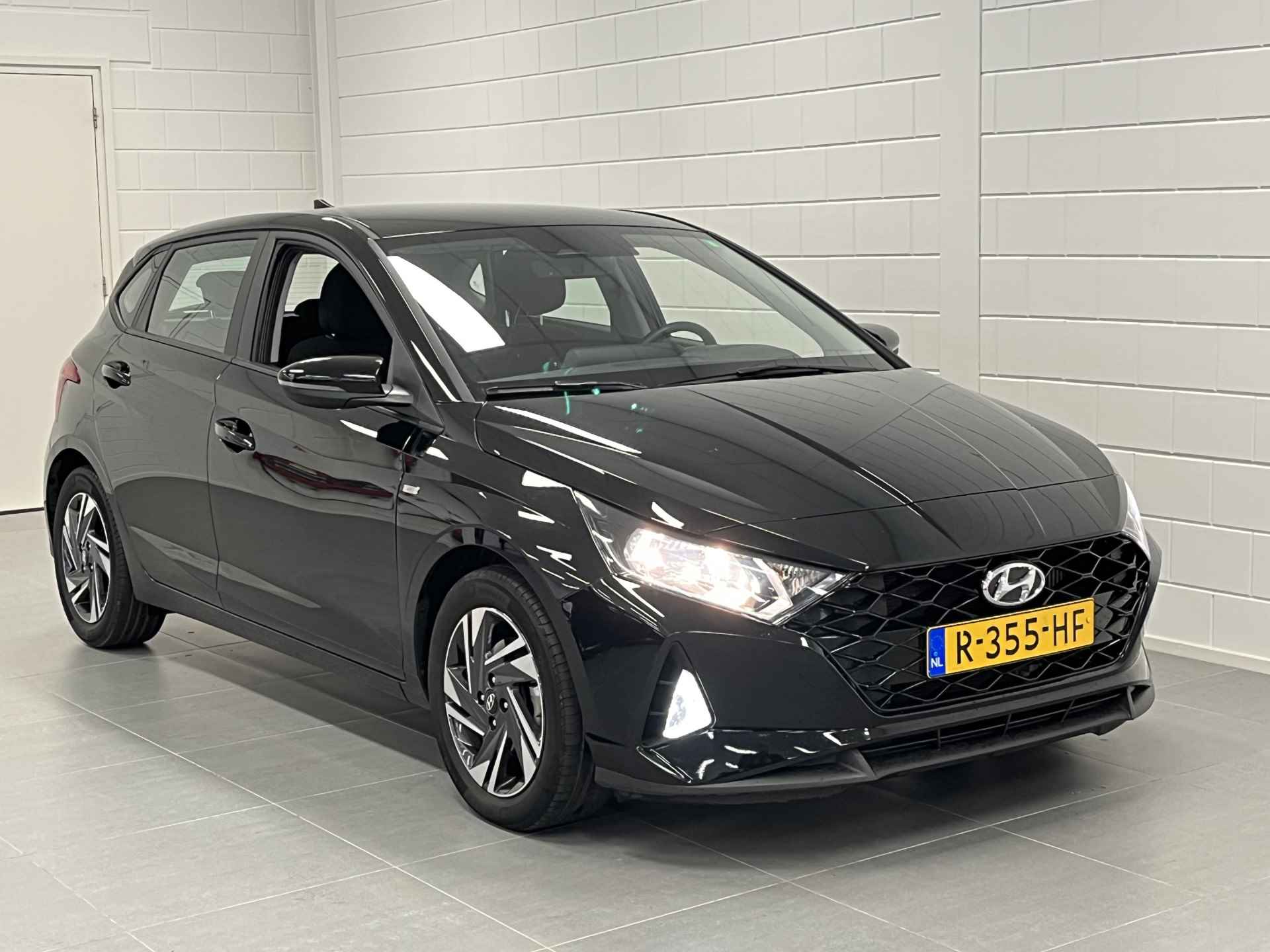 Hyundai i20 1.0 T-GDI Comfort Smart AUTOMAAT 7DCT! | NAVIGATIE | PARKEERCAMERA | LICHTMETALEN VELGEN P4 - 8/34