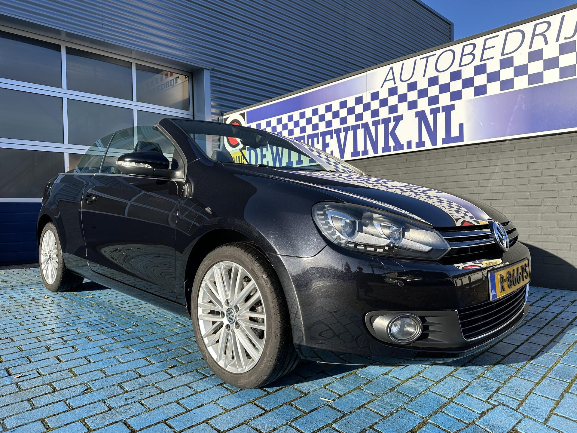 Volkswagen Golf Cabriolet 1.2 TSI CRUISE TREKHAAK STOELVERW. PDC NAVI LED