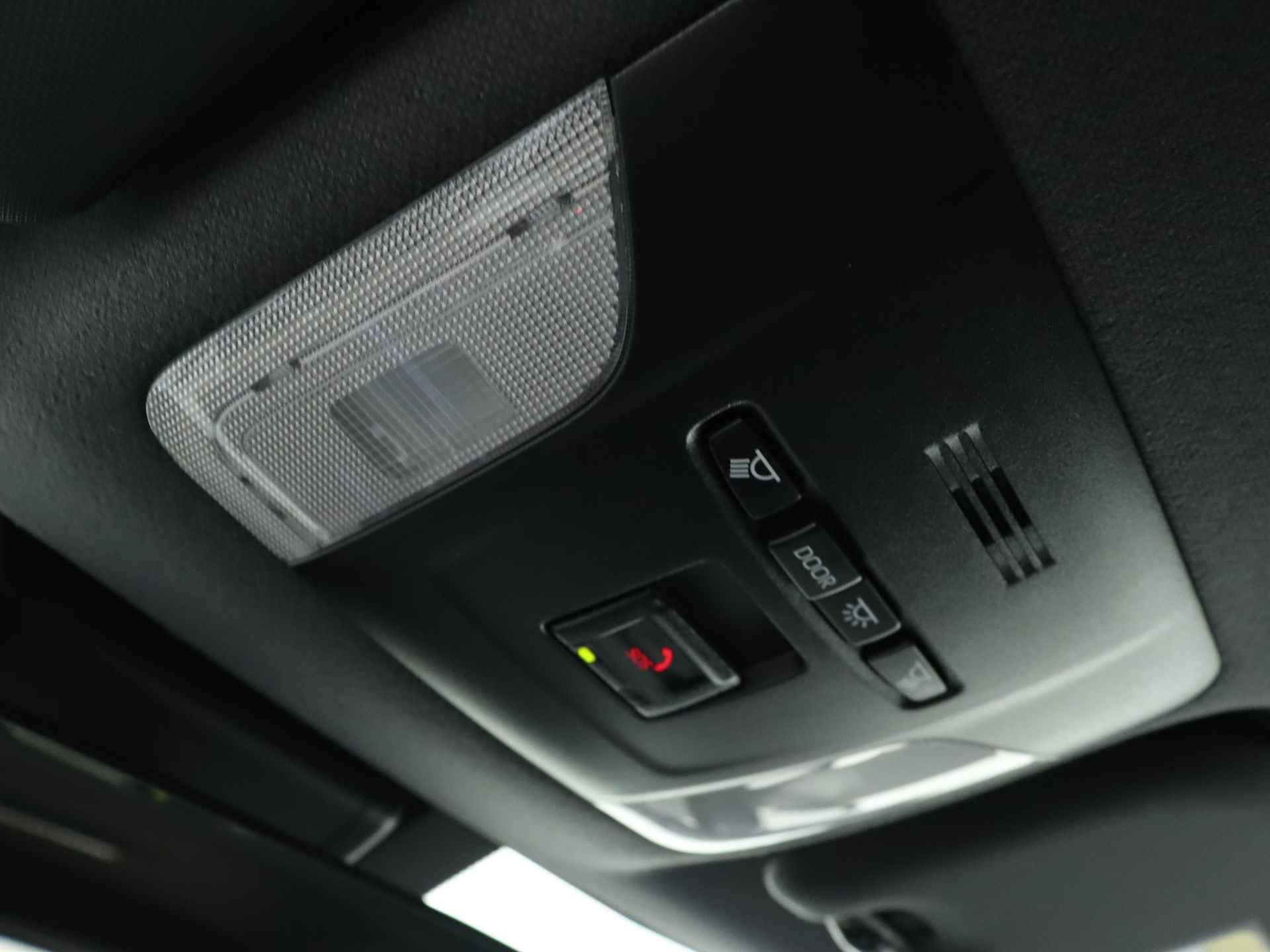 Toyota Corolla Touring Sports 1.2 Turbo Dynamic | Multimediascherm | Adapt. Cruise Control | Stoelverwarming | - 27/38