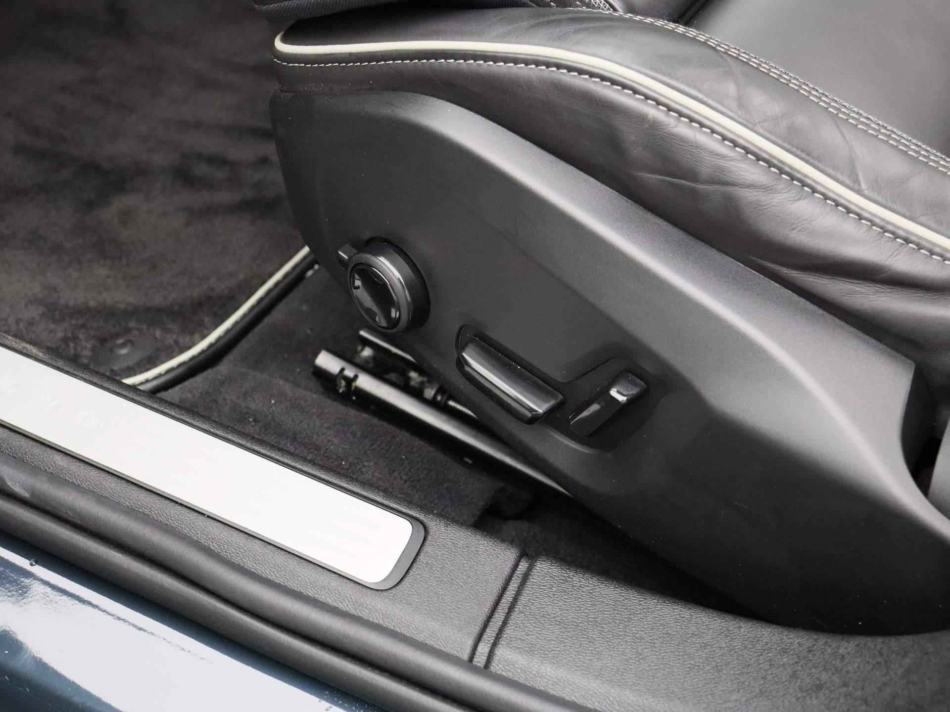 Volvo S60 2.0 B3 R-Design Aut. | Panoramadak | Harman Kardon | memory seats | Leder | Navigatie | Camera | ECC | PDC | Schuifdak | LED | - 32/40