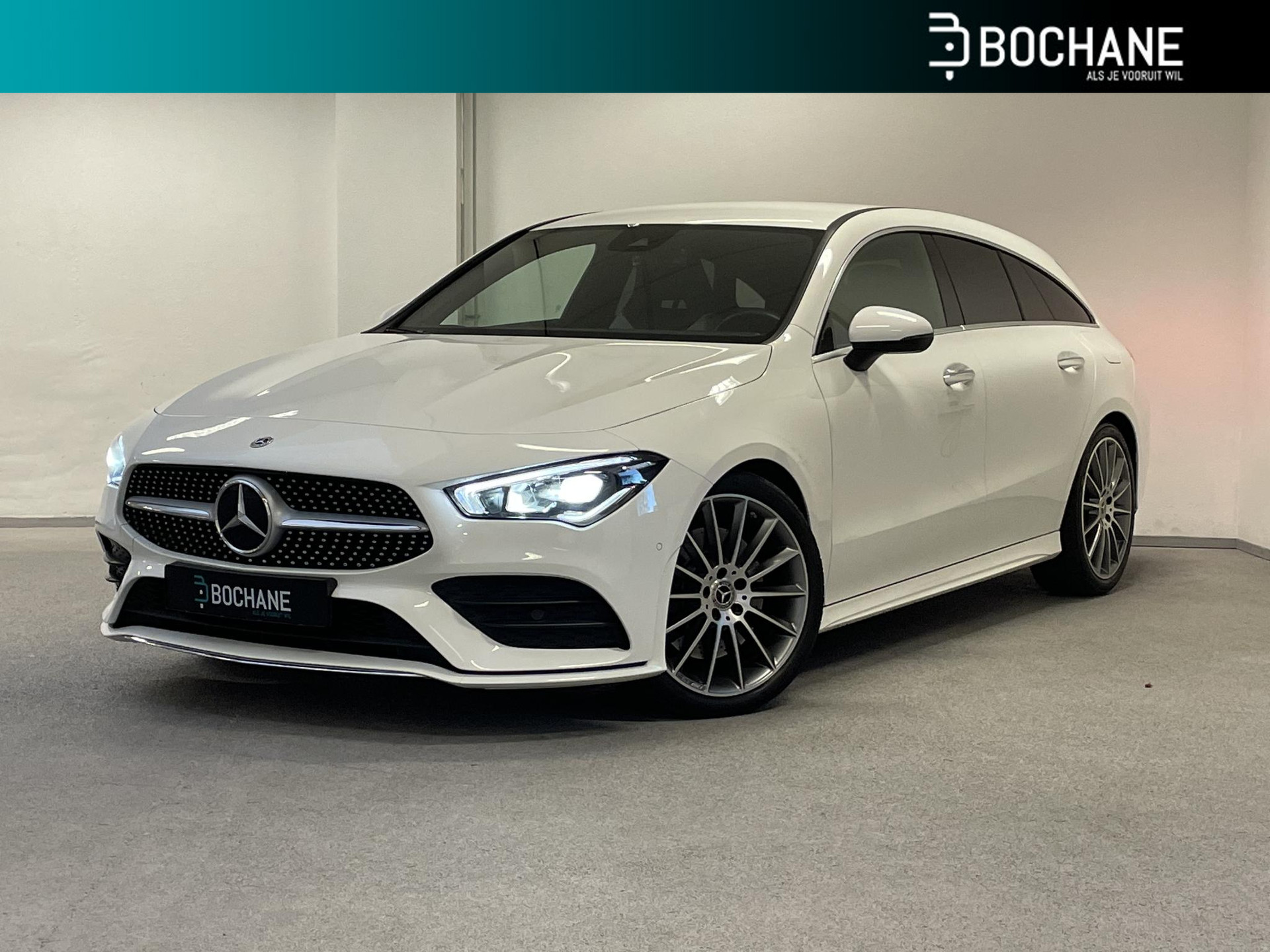 Mercedes-Benz CLA-klasse Shooting Brake 250 AMG Line Premium | BURMESTER | LEDER | DESIGNO INTERIEUR |