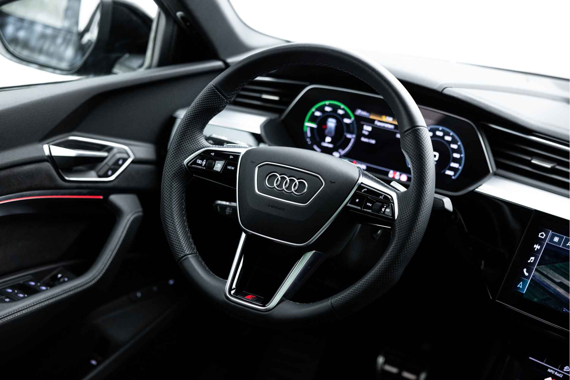 Audi Q8 Sportback e-tron 50 quattro S Edition 95 kWh | Verkocht | Pano | Leder | 21" | Matrix-LED - 12/53