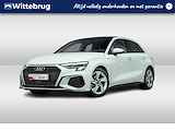 Audi A3 Sportback 35 TFSI 150pk s-tronic S edition | Panoramadak | Optiek zwart | Stoelverwarming | Privacy glass