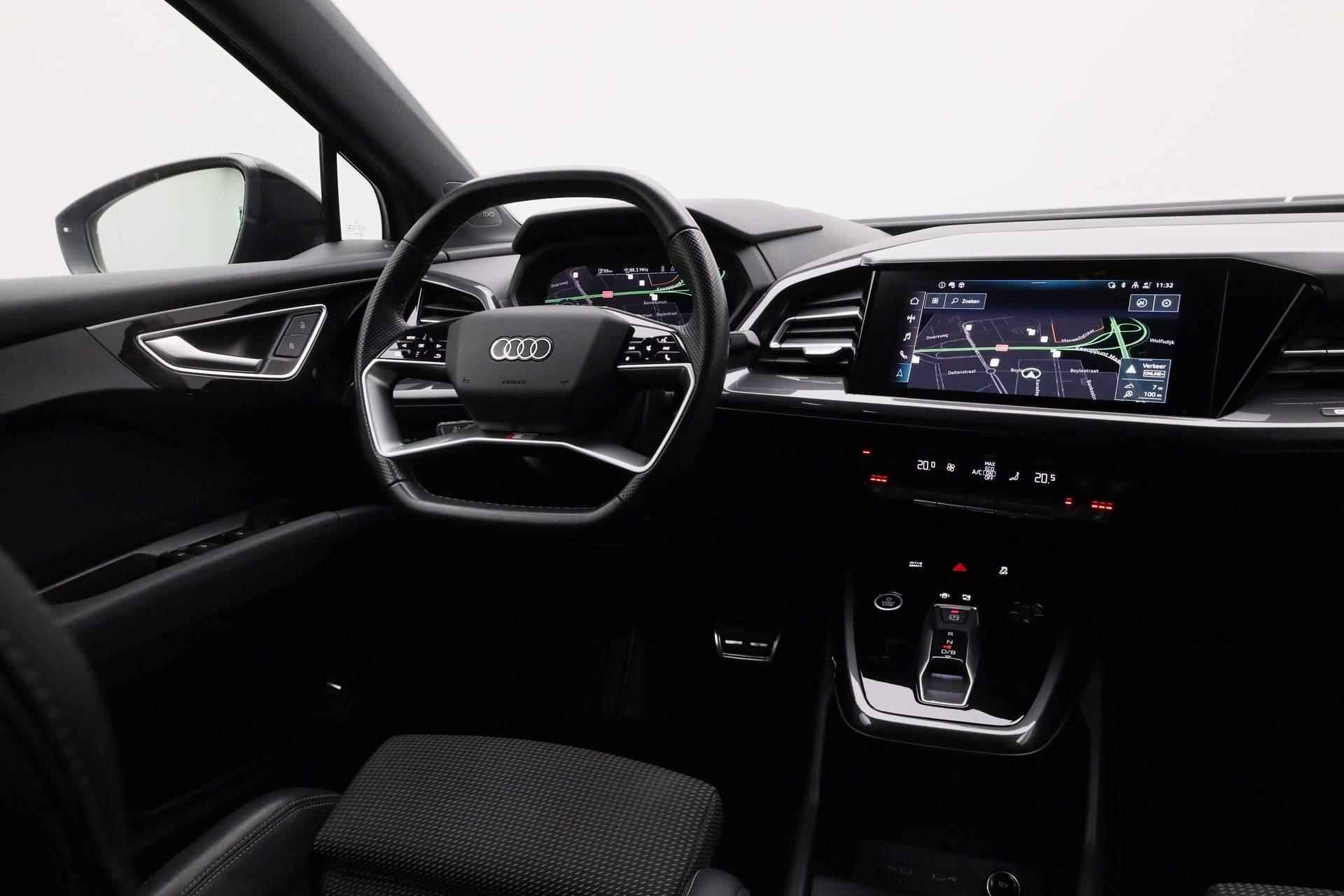 Audi Q4 e-tron 40 204PK Launch edition S Competition 77 kWh / S-Line | Pano | Trekhaak | Warmtepomp | Matrix LED | HUD | SONOS | Keyless | Camera | Navi | Stoelverwarming | ACC - 34/52