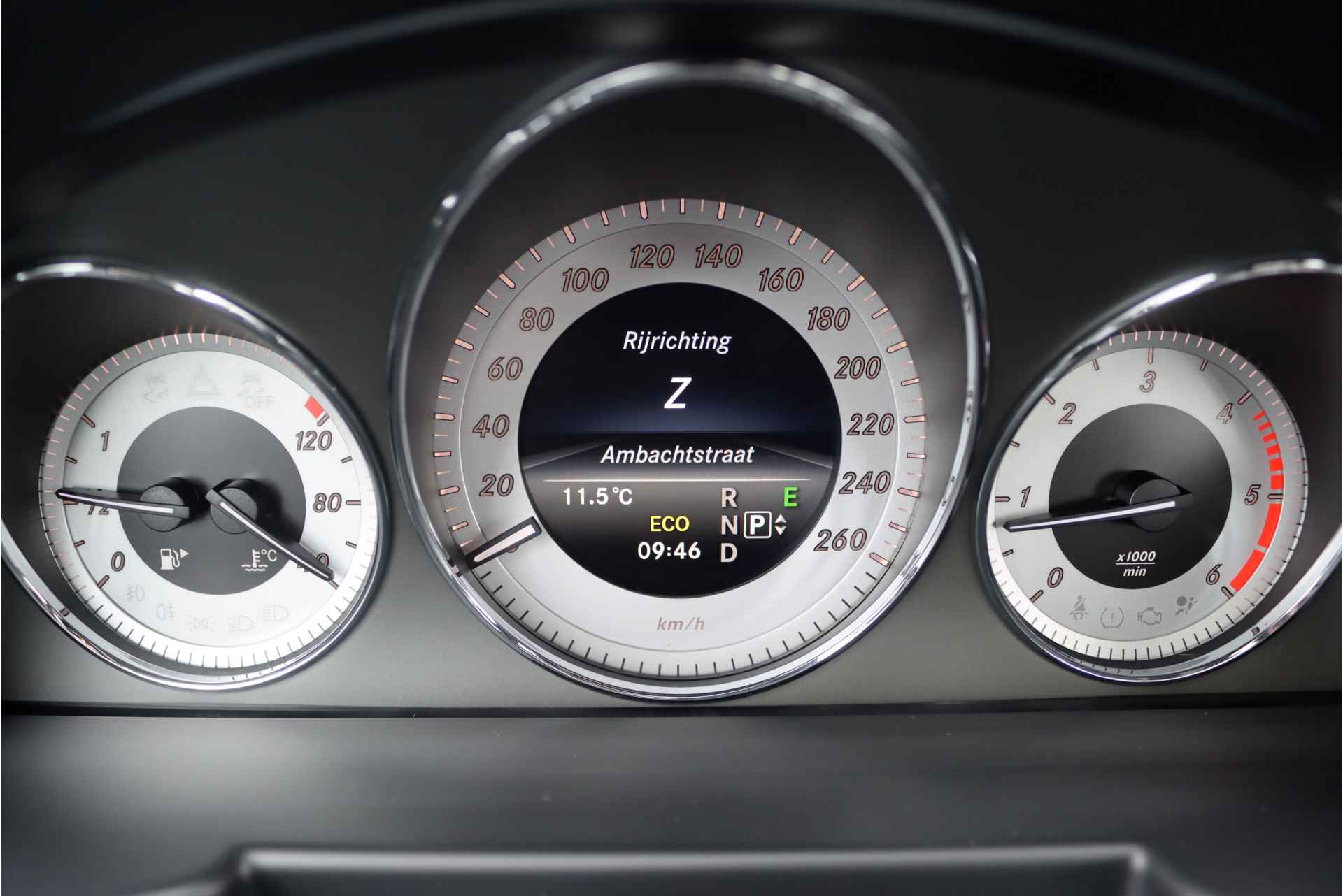 Mercedes-Benz GLK-Klasse 220 CDI AMG Line Aut7, Ambition, Panoramadak, Trekhaak, Intelligent Light System, Stoelverwarming, Cruise Control, Etc. - 25/32