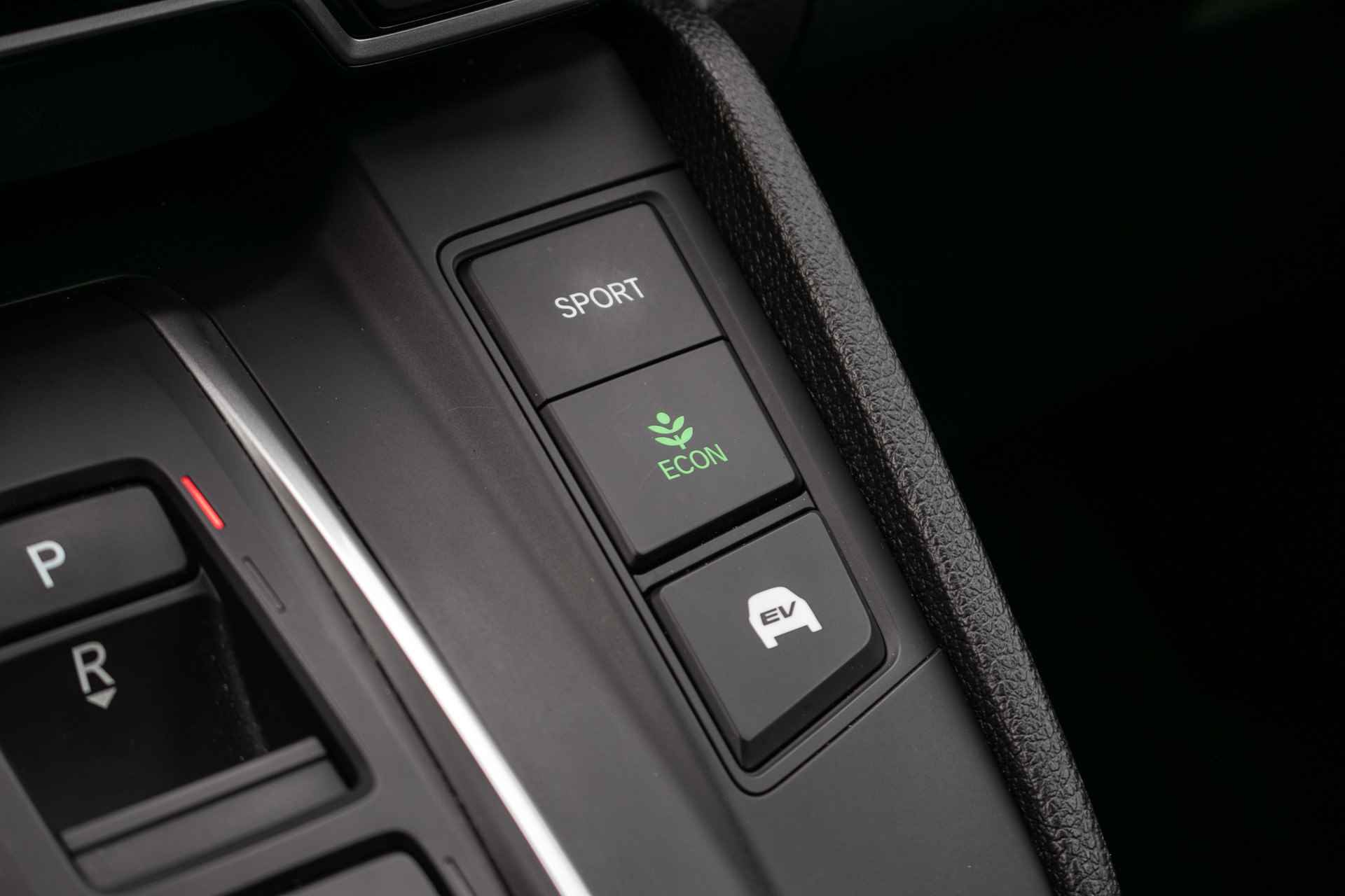 Honda CR-V 2.0 Hybrid AWD Executive Automaat -All in rijklaarprijs | Schuifdak | Lederen int. | Dealer ond | Head up display - 24/51