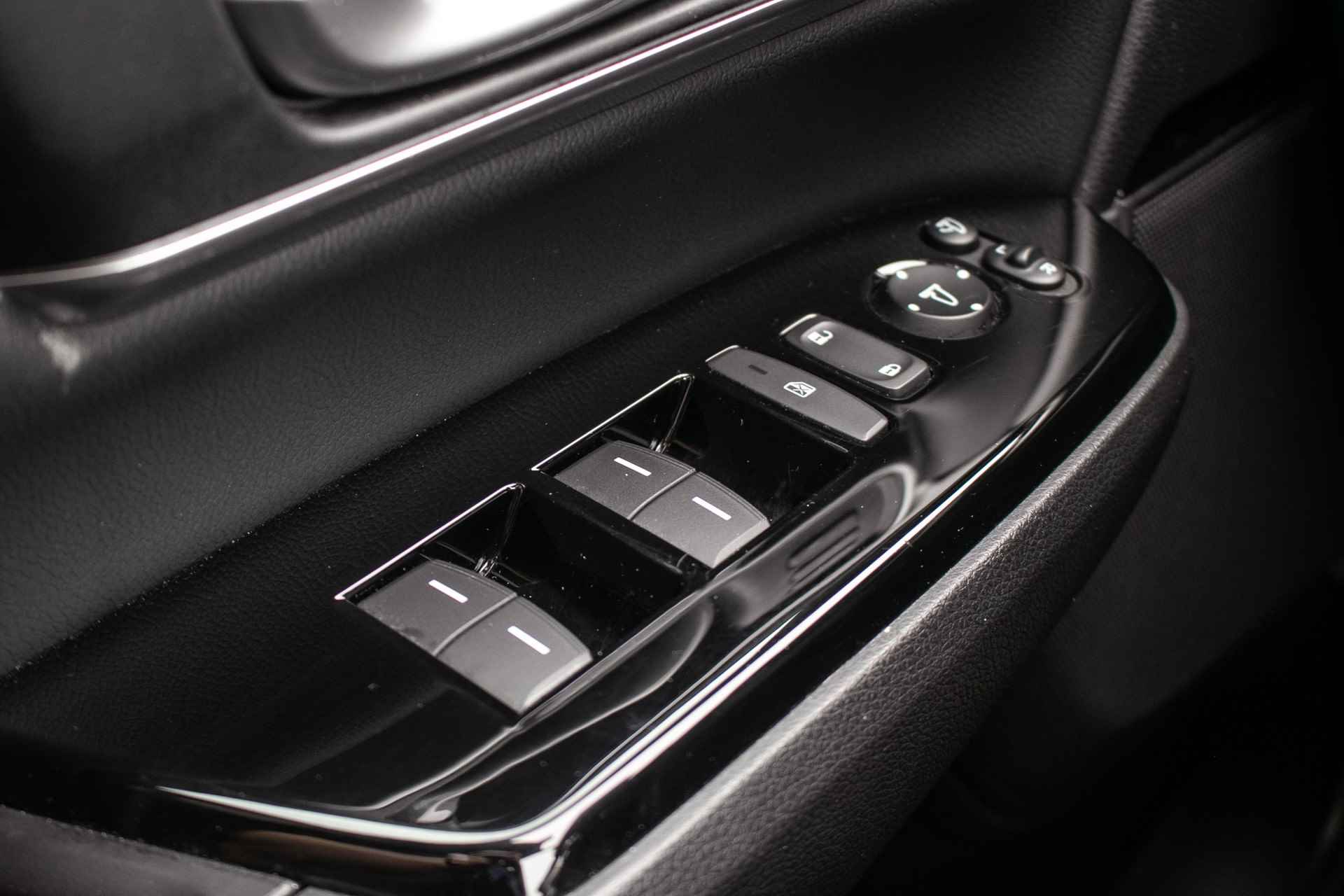 Honda CR-V 2.0 Hybrid AWD Executive Automaat -All in rijklaarprijs | Schuifdak | Lederen int. | Dealer ond | Head up display - 44/51