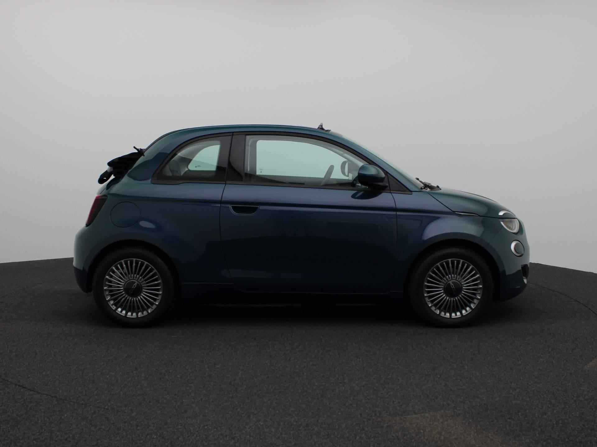 Fiat 500e C Icon 42 kWh |  €22.900,- na aftrek subsidie | Cabrio | LMV | Stoel Verw. | Navi | DAB | Climate control | - 8/46