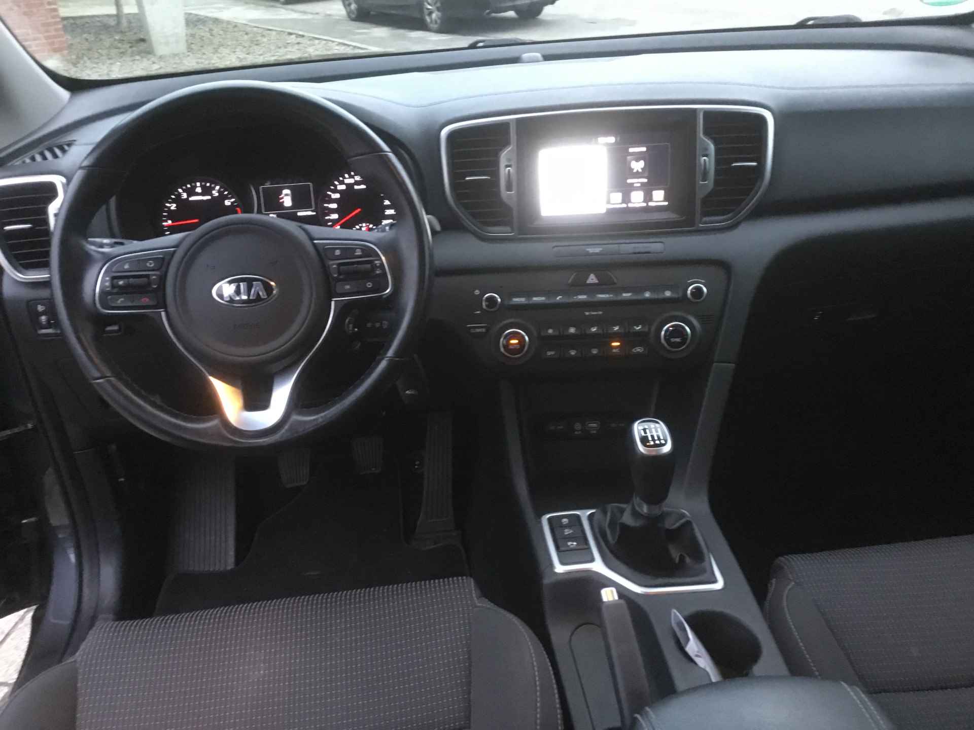 Kia Sportage 1.6 GDI 132 DynamicLine - 30/32